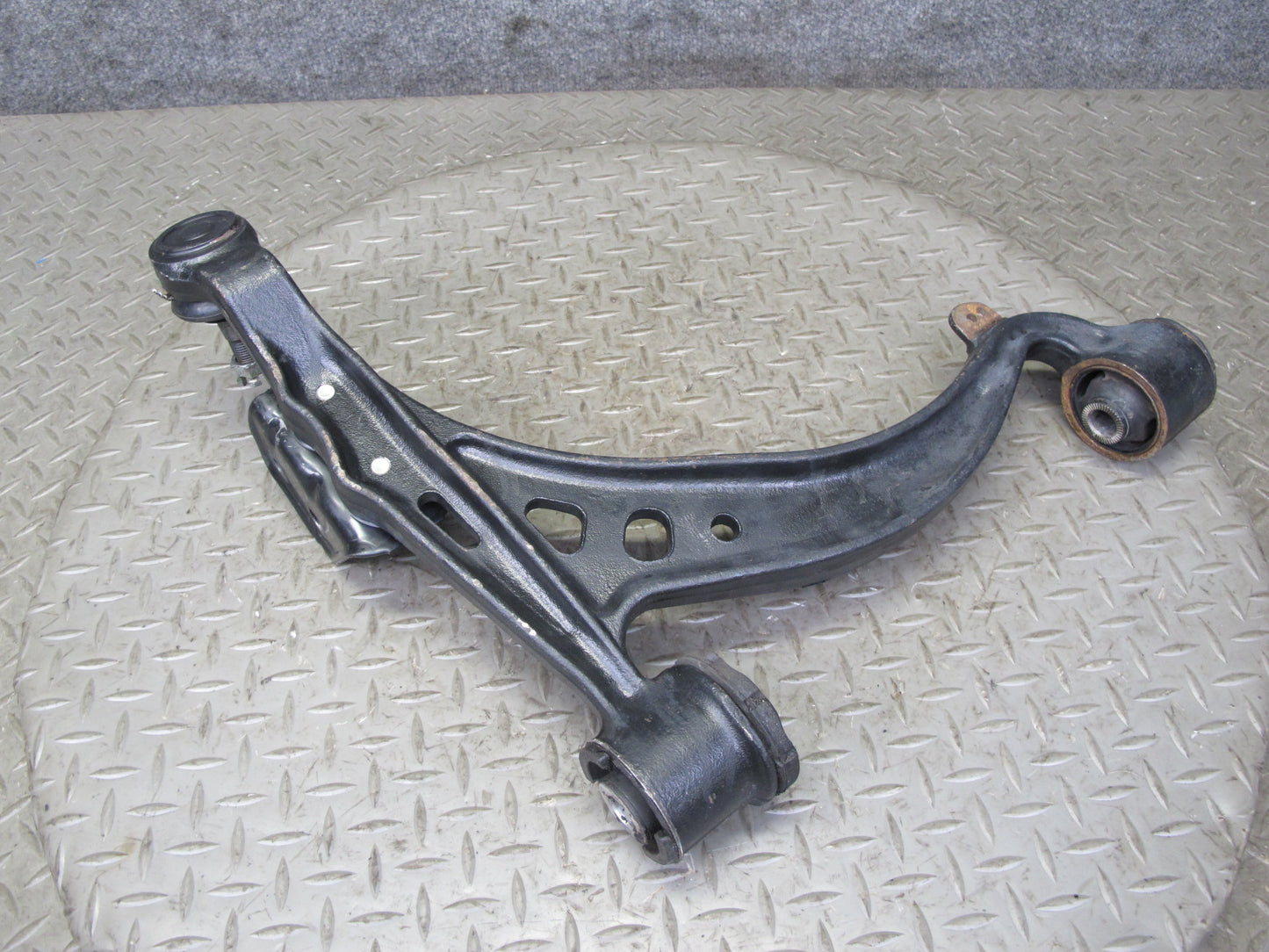 92-96 Lexus JZZ31L SC400 SC300 Front Left Lower Control Arm OEM