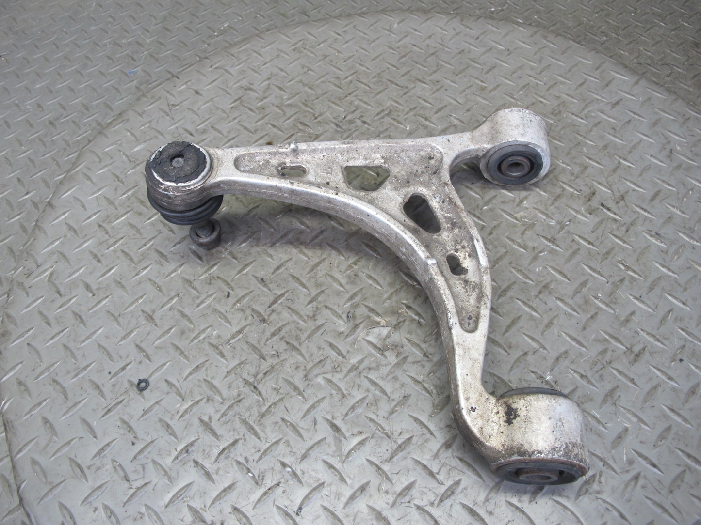 92-93 Lexus JZZ31L SC400 SC300 Set of 2 Rear Right Left Upper Control Arm OEM