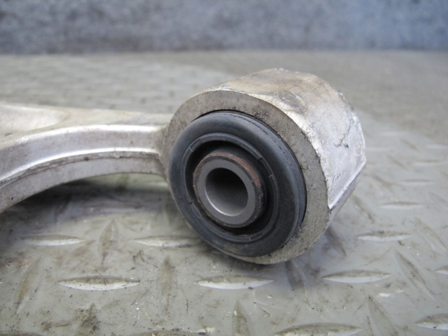 92-93 Lexus JZZ31L SC400 SC300 Set of 2 Rear Right Left Upper Control Arm OEM