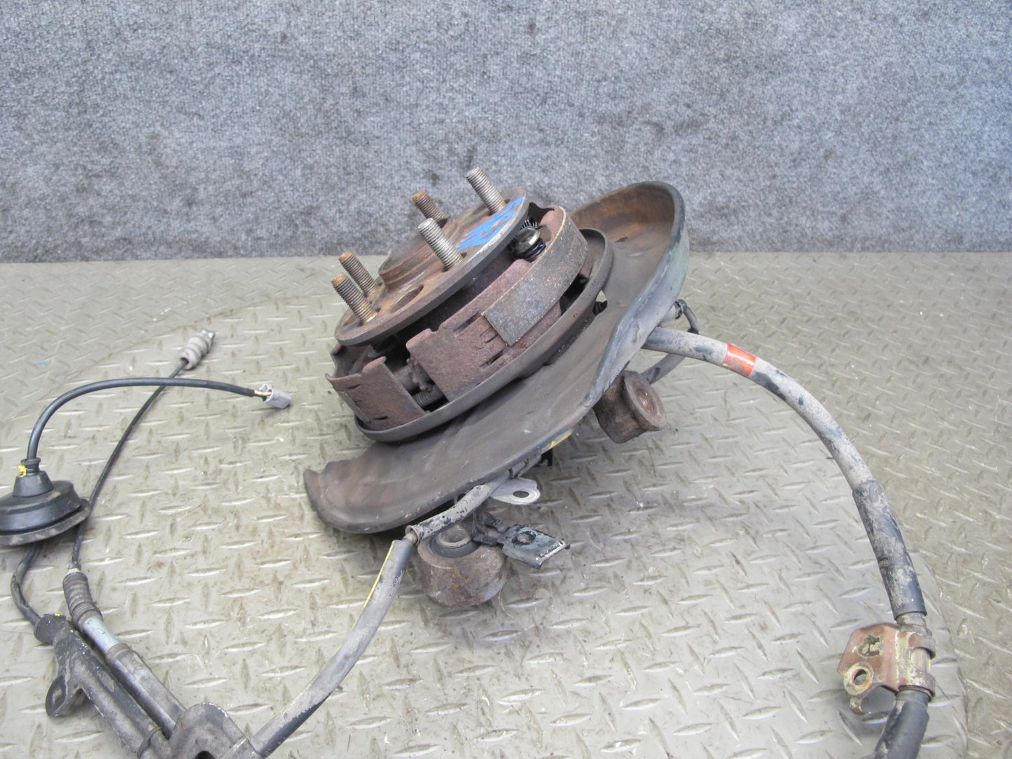 92-00 Lexus JZZ31L SC400 SC300 RWD Rear Right Spindle Knuckle Wheel Hub OEM