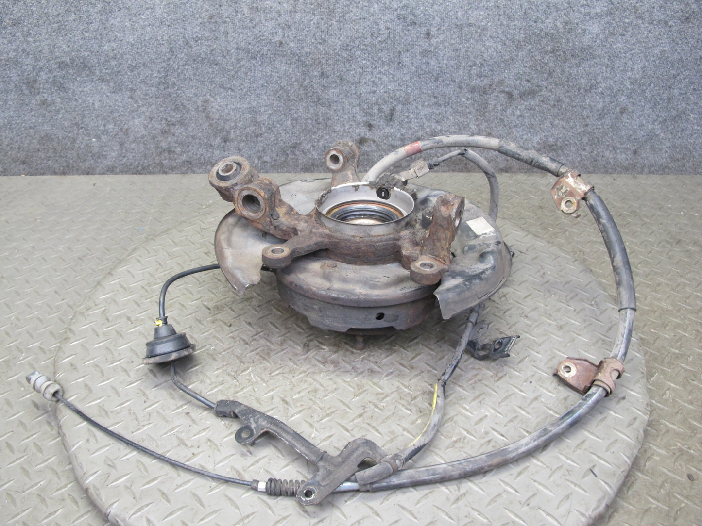 92-00 Lexus JZZ31L SC400 SC300 RWD Rear Right Spindle Knuckle Wheel Hub OEM