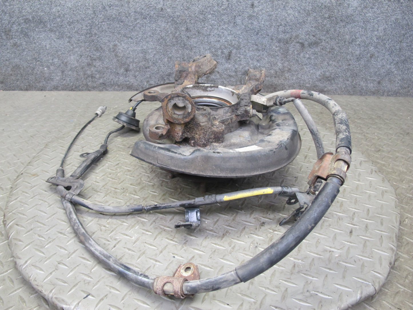 92-00 Lexus JZZ31L SC400 SC300 RWD Rear Right Spindle Knuckle Wheel Hub OEM