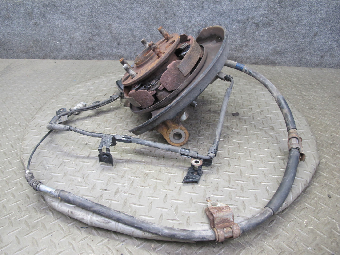 92-00 Lexus JZZ31L SC400 SC300 RWD Rear Left Spindle Knuckle Wheel Hub OEM
