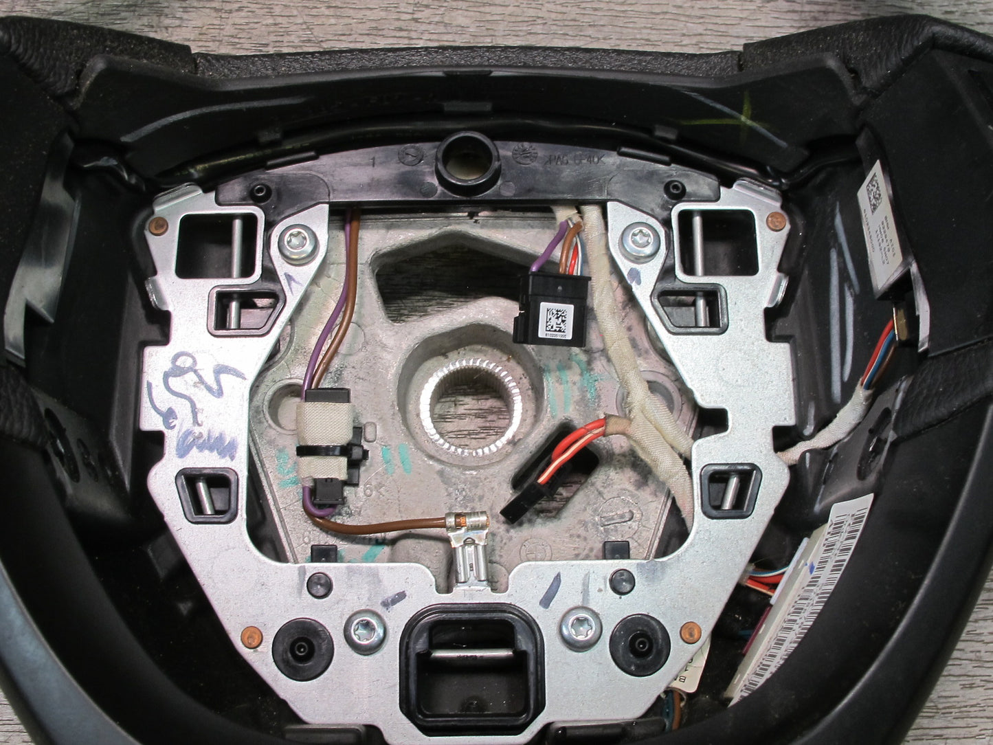 11-16 BMW F01 F07 F10 550i Heated Leather Steering w Controls OEM