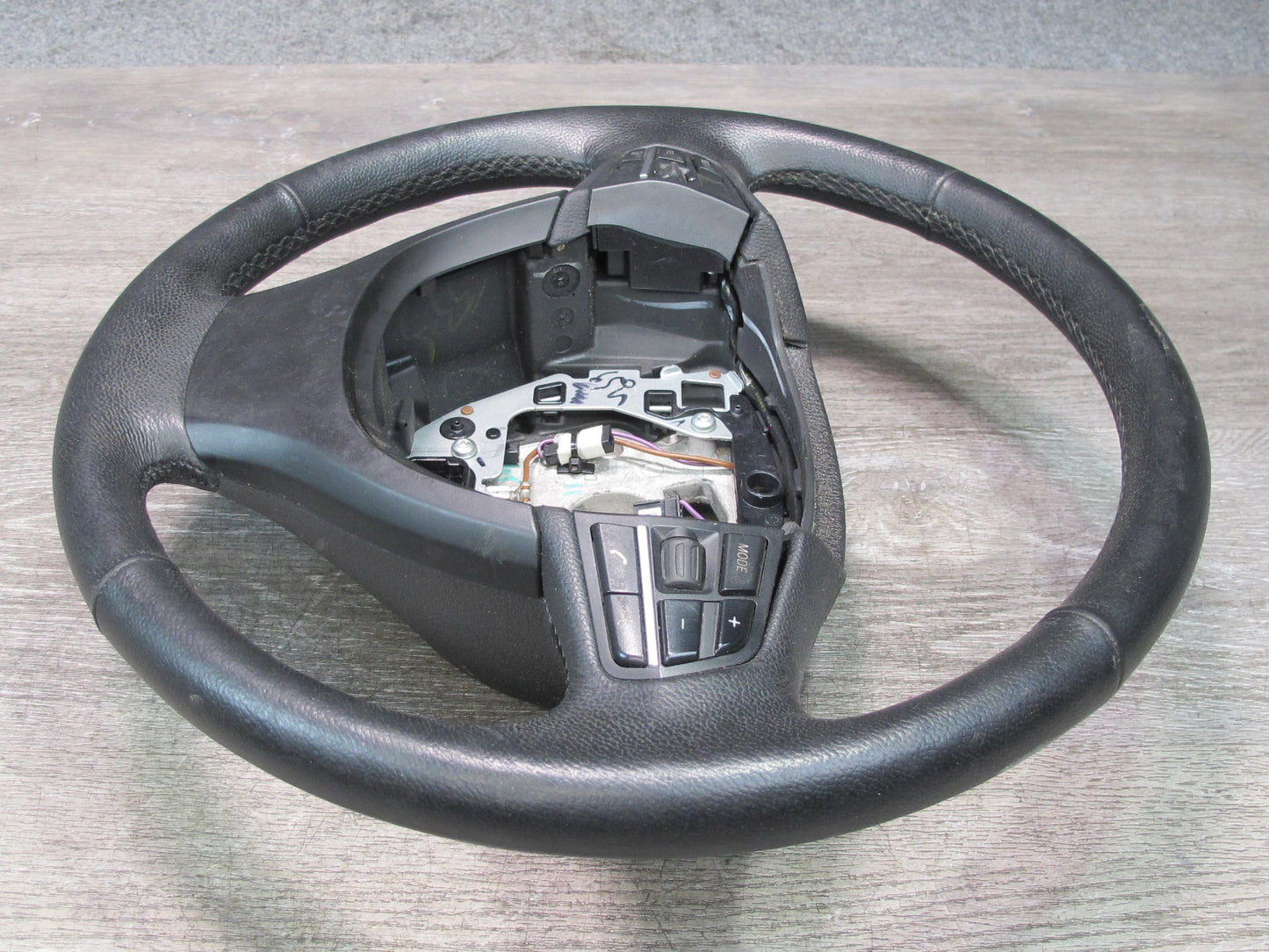 11-16 BMW F01 F07 F10 550i Heated Leather Steering w Controls OEM