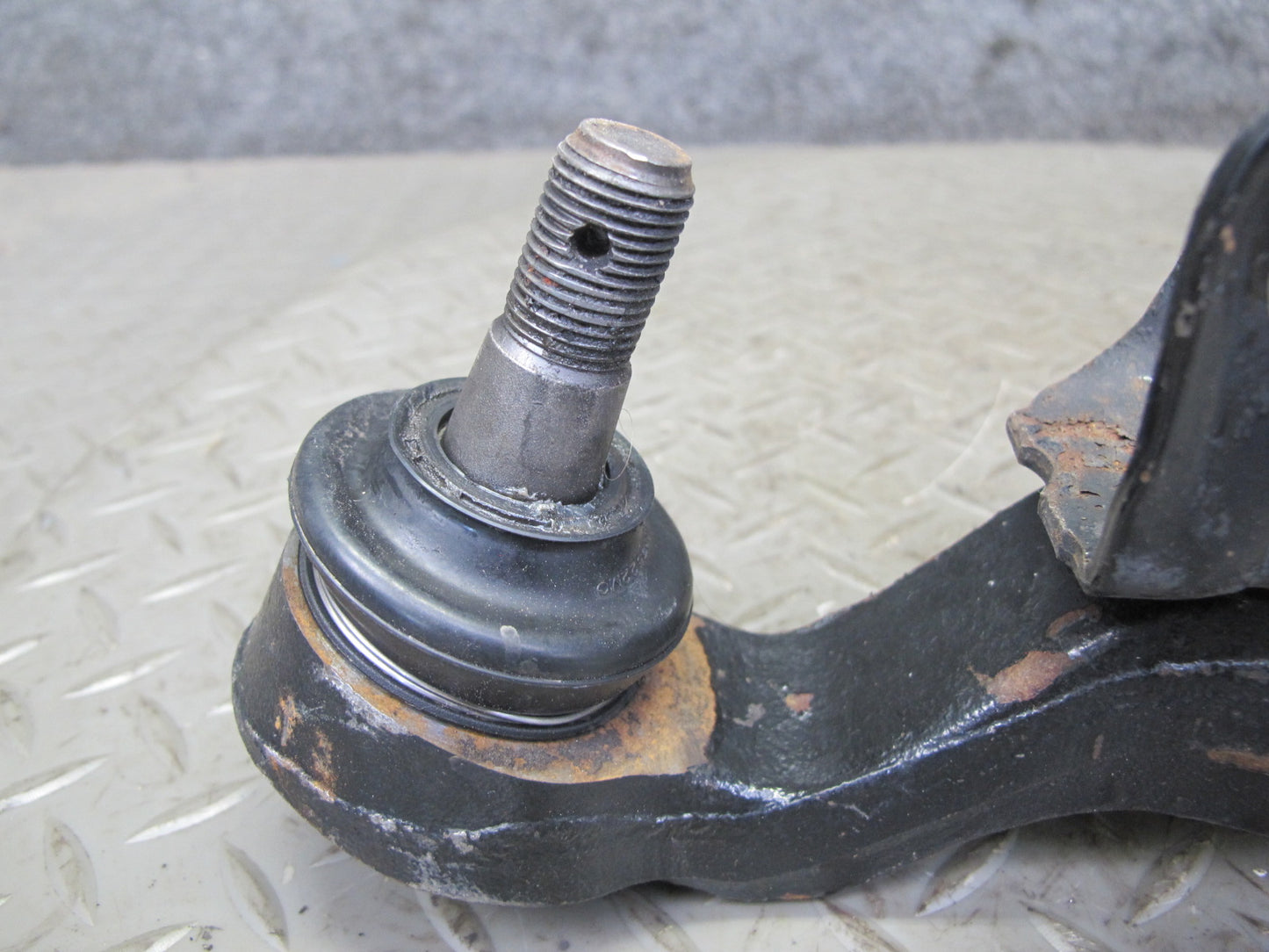 92-96 Lexus JZZ31L SC400 SC300 Front Right Lower Control Arm OEM