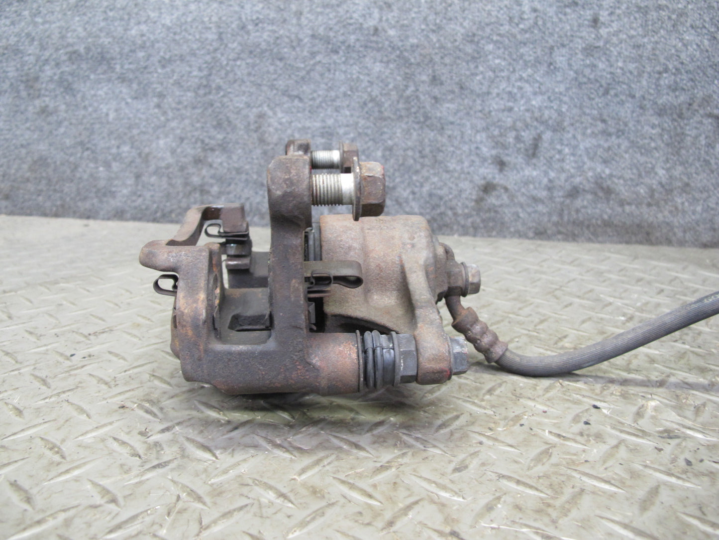 92-98 Lexus JZZ31L SC300 RWD Set of 2 Rear Left & Right Brake Caliper OEM
