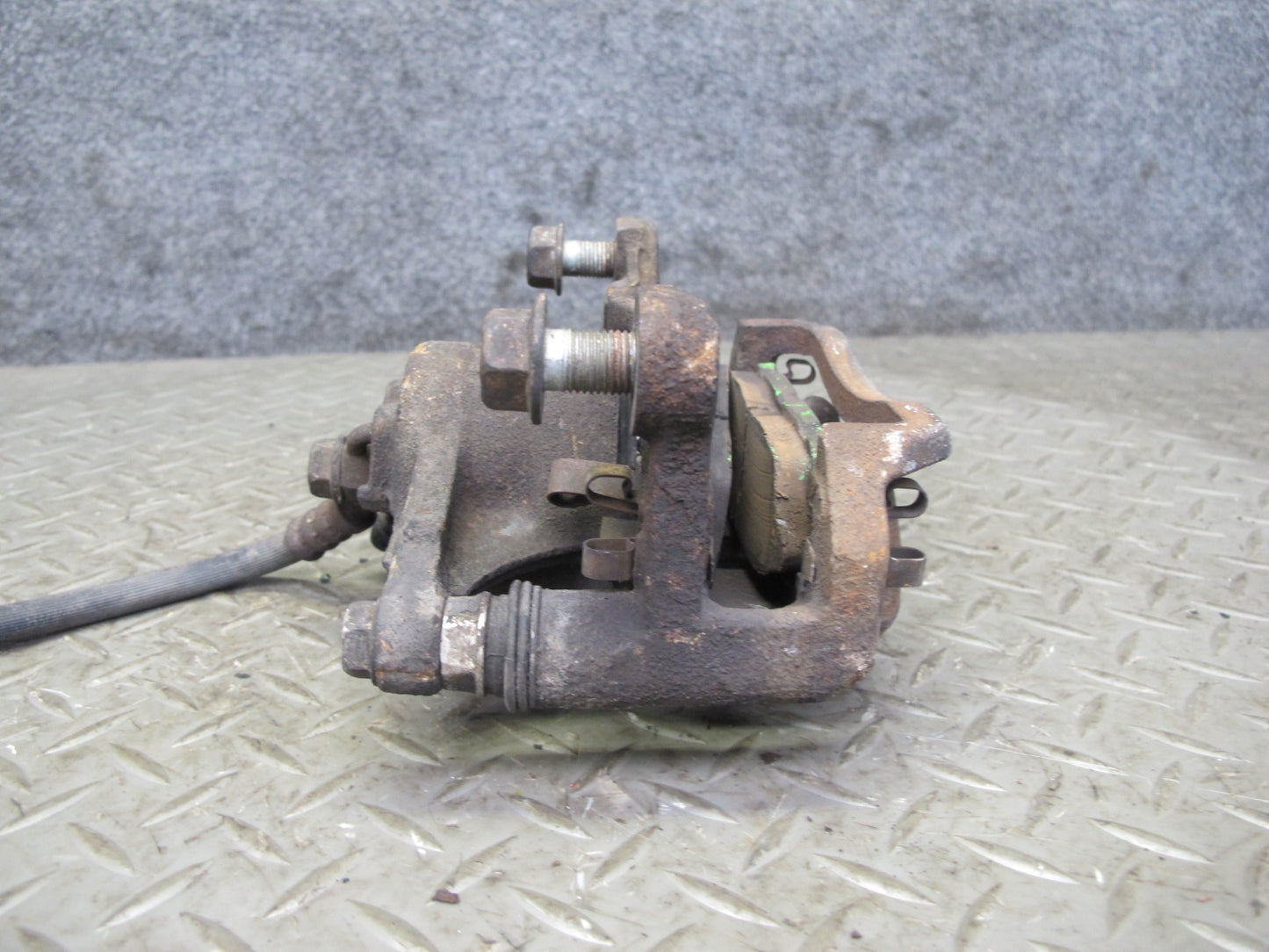92-98 Lexus JZZ31L SC300 RWD Set of 2 Rear Left & Right Brake Caliper OEM