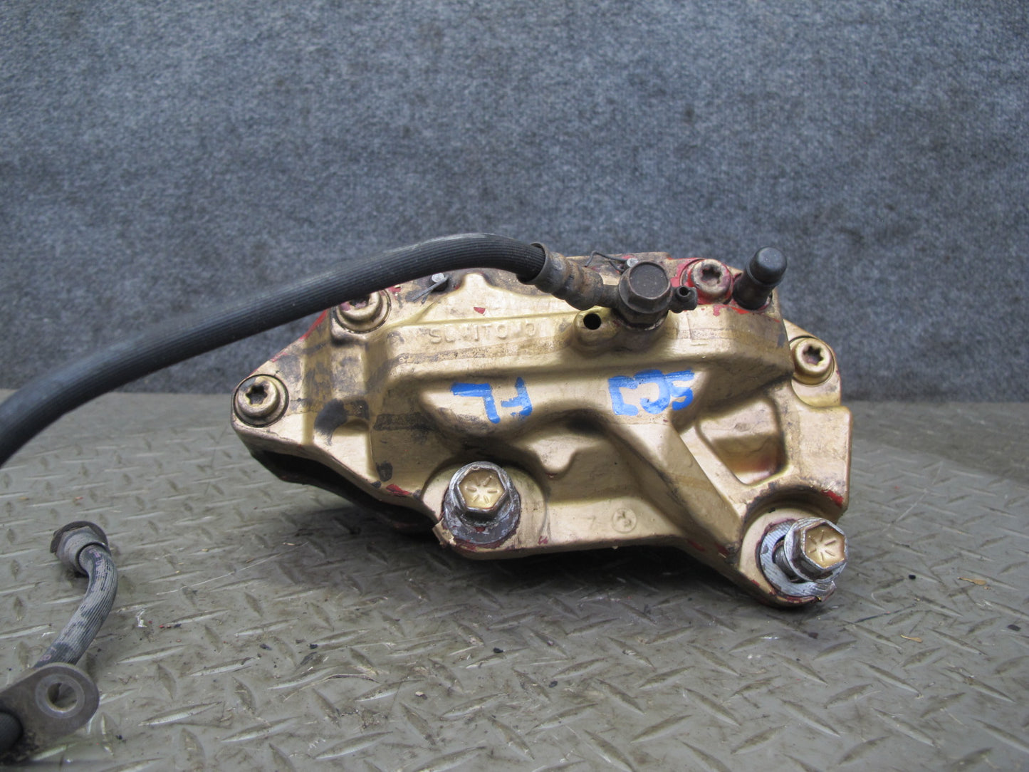 95-00 Lexus UCF20L LS400 Set of 2 Front Left Right Brake Caliper Sumitomo OEM