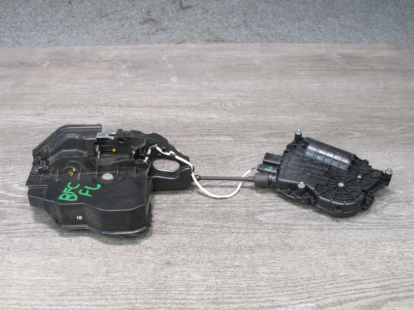 11-16 BMW F01 F10 550i Front Left Door Lock Latch Actuator w Soft Close OEM