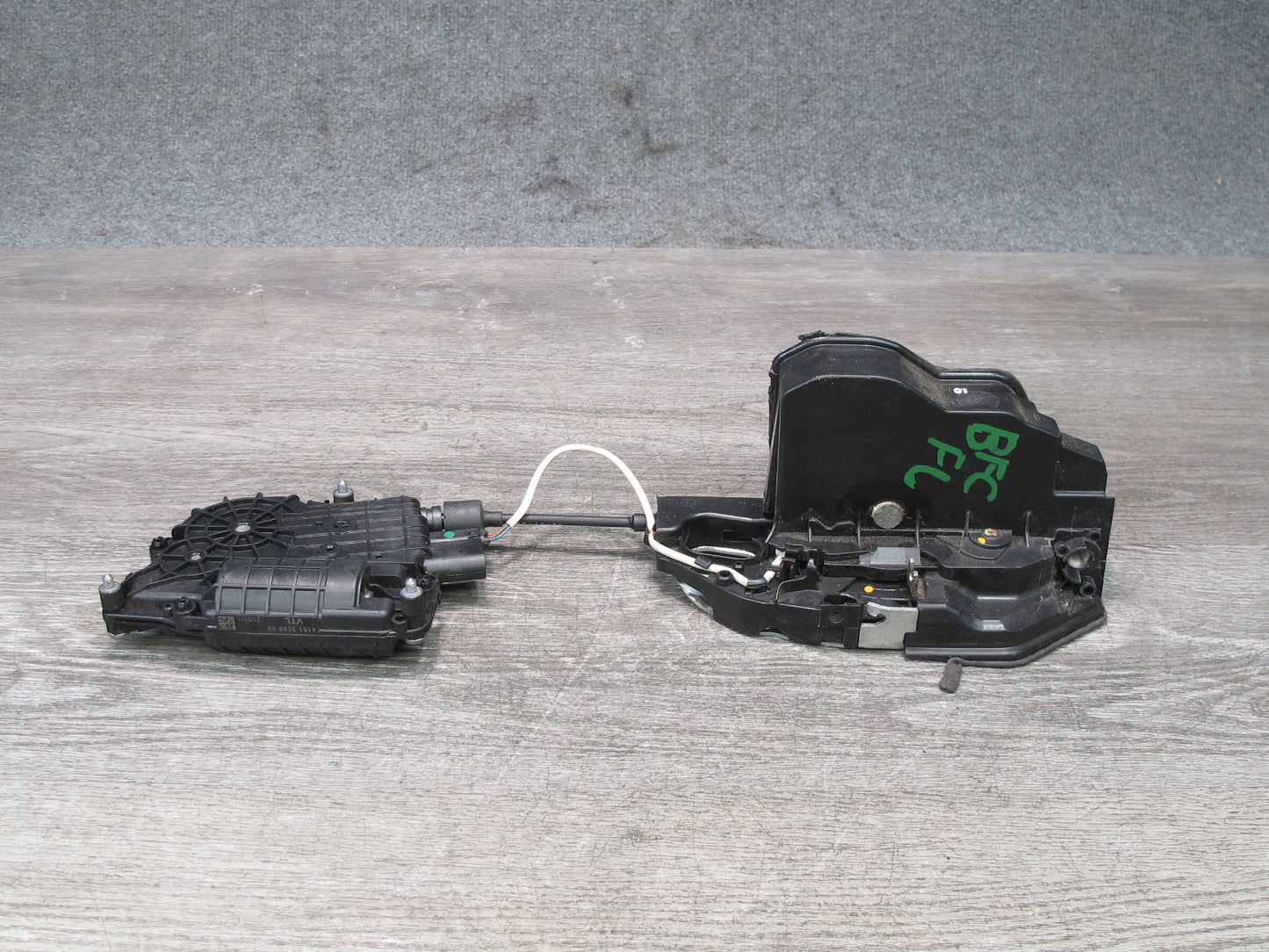 11-16 BMW F01 F10 550i Front Left Door Lock Latch Actuator w Soft Close OEM