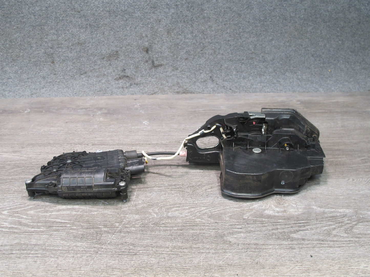 11-16 BMW F10 5-SERIES 550i Rear Right Door Lock Latch Actuator w Soft Close OEM