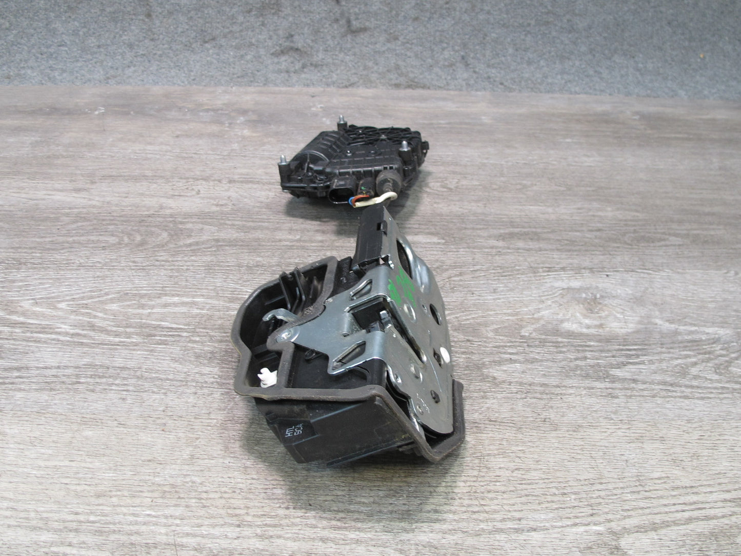 11-16 BMW F10 5-SERIES 550i Rear Left Door Lock Latch Actuator w Soft Close OEM