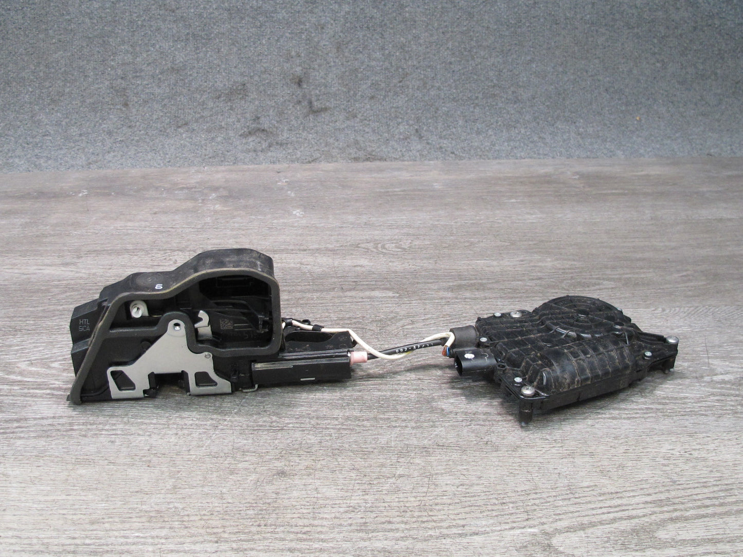 11-16 BMW F10 5-SERIES 550i Rear Left Door Lock Latch Actuator w Soft Close OEM
