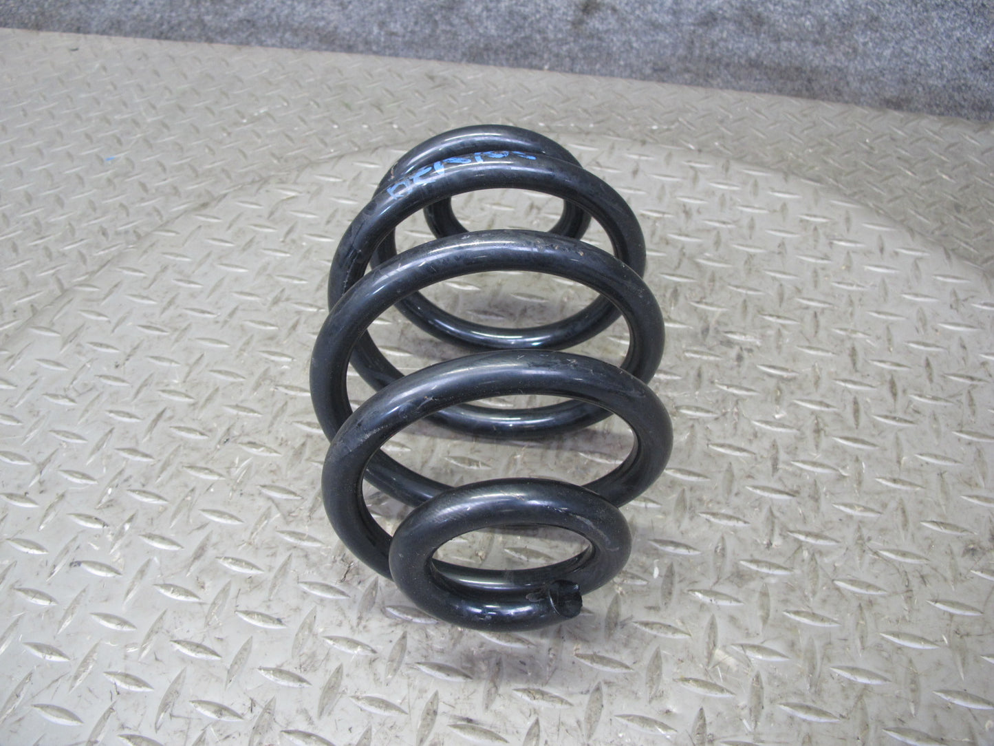01-02 BMW E36/7 Z3 M54 Roadster Rear Left & Right Strut Coil Spring Set CSX6197