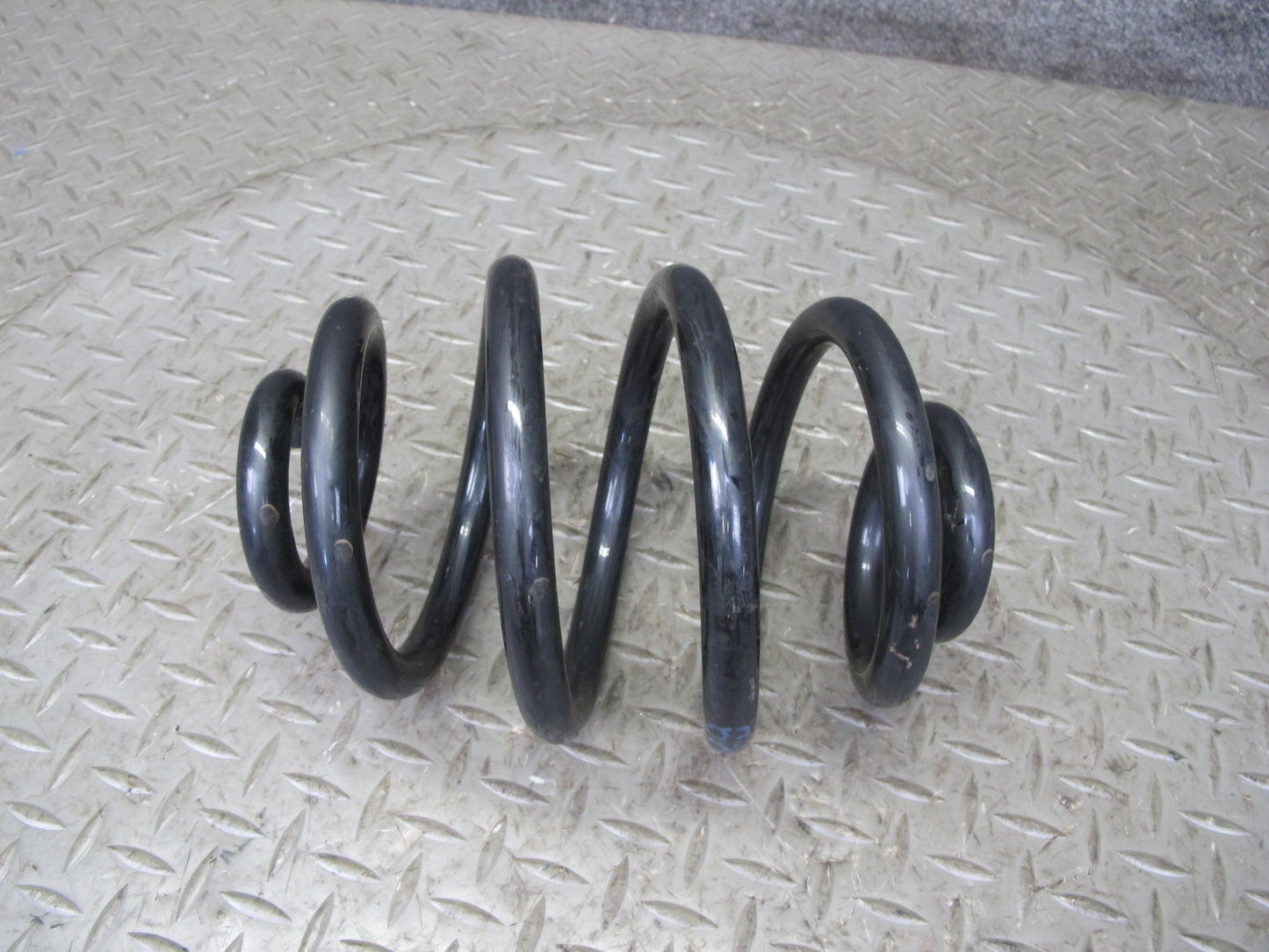 01-02 BMW E36/7 Z3 M54 Roadster Rear Left & Right Strut Coil Spring Set CSX6197