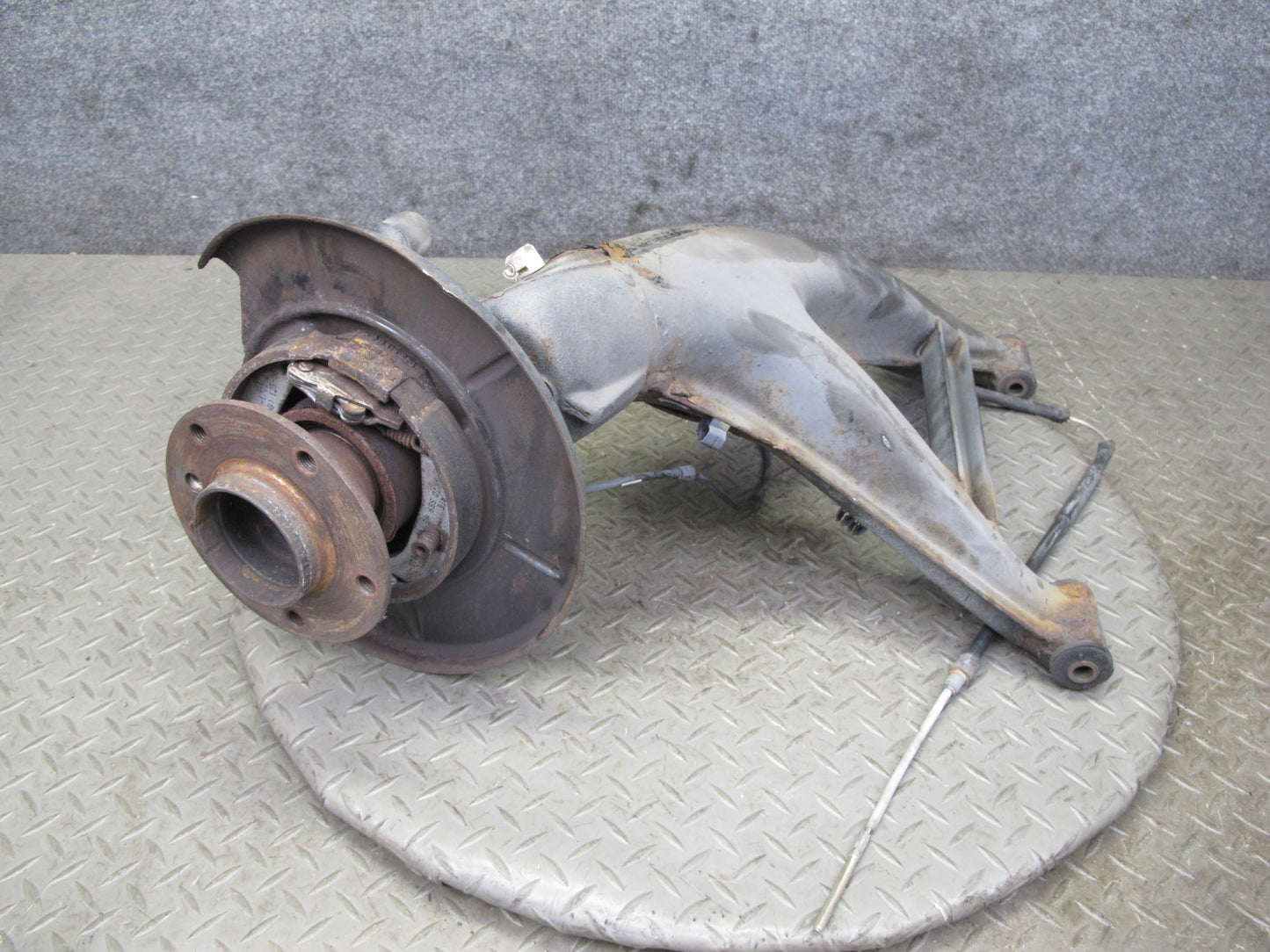 97-02 BMW E36/7 Z3 Rear Left Spindle Knuckle Wheel Hub Trailing Arm 94K OEM