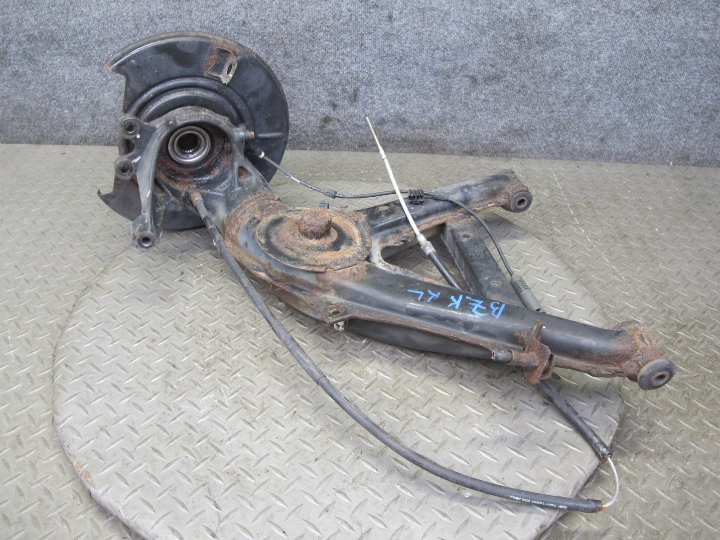 97-02 BMW E36/7 Z3 Rear Left Spindle Knuckle Wheel Hub Trailing Arm 94K OEM