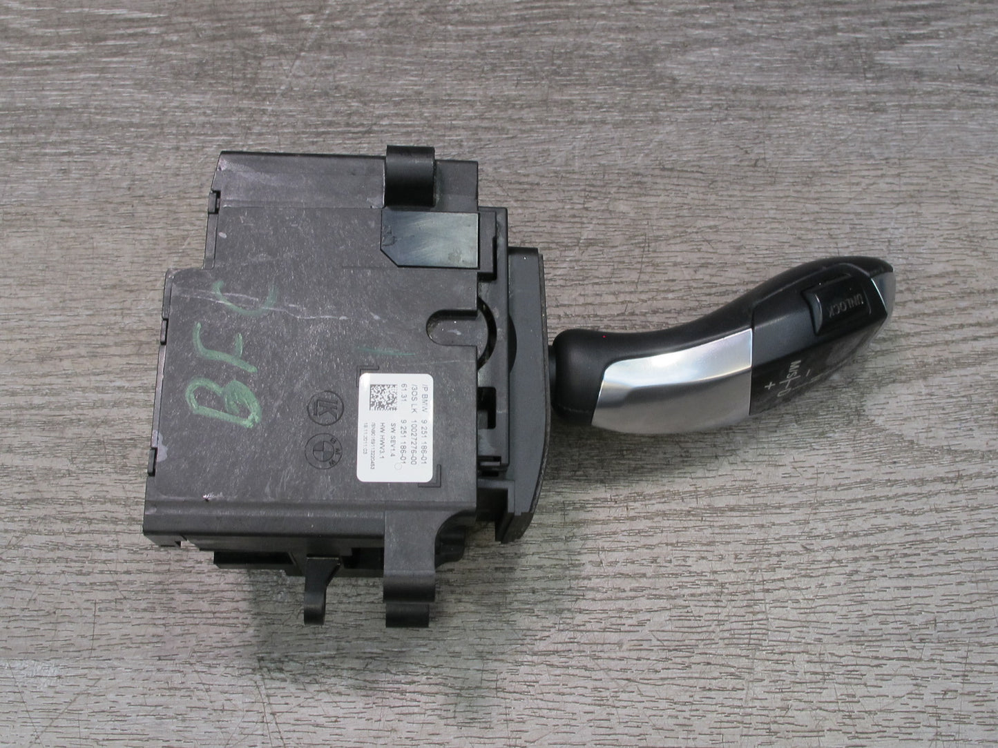 11-13 BMW F01 F25 F26 F10 550i A/T Automatic Transmission Shifter 9251186 OEM