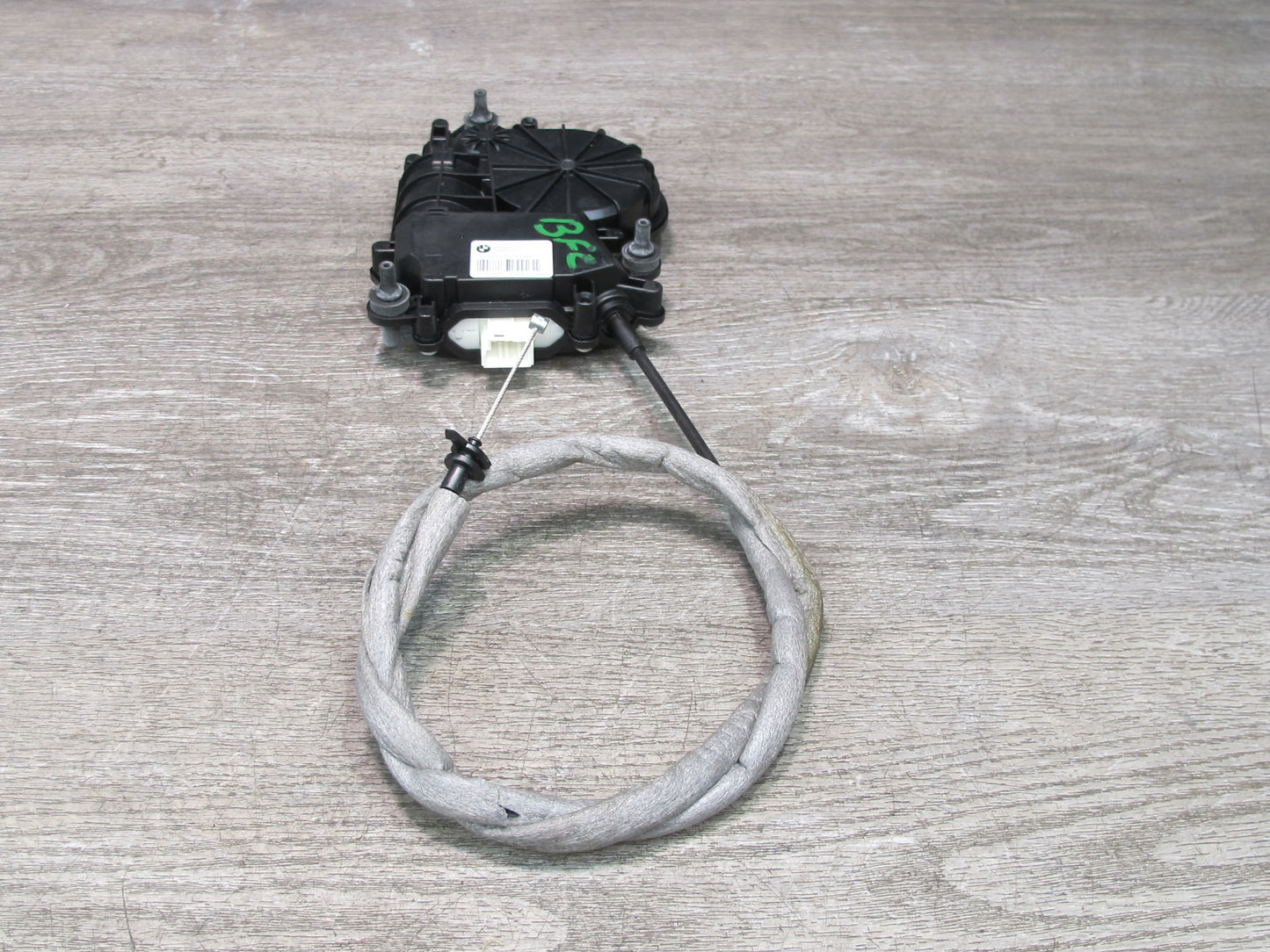 11-13 BMW F10 5-SERIES 550i Rear Trunk Lid Power Lock Drive Motor 7273752 OEM
