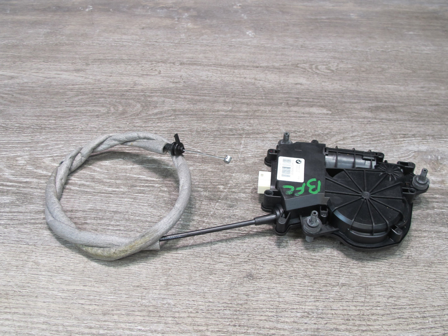 11-13 BMW F10 5-SERIES 550i Rear Trunk Lid Power Lock Drive Motor 7273752 OEM