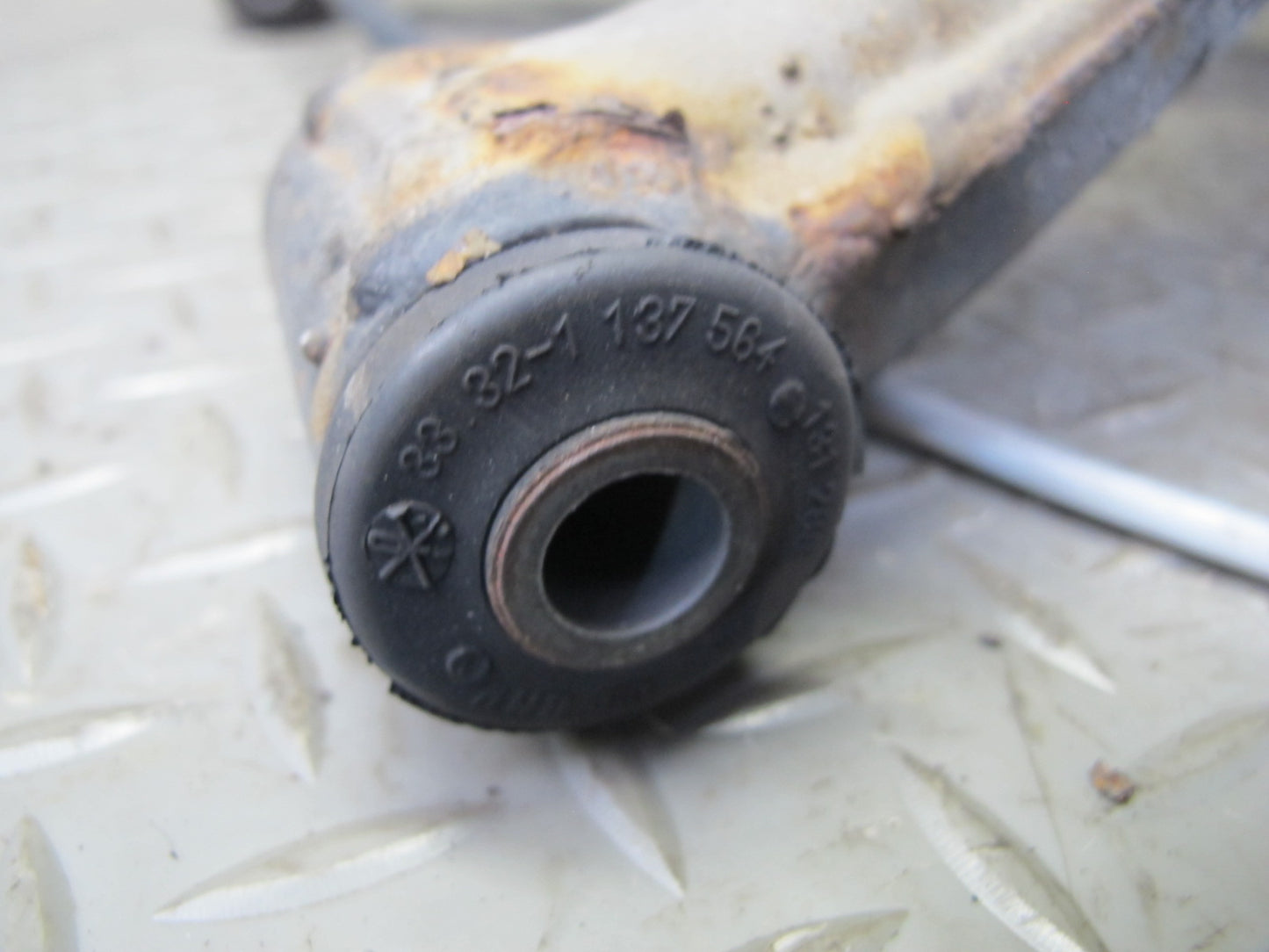 97-02 BMW E36/7 Z3 Rear Right Spindle Knuckle Wheel Hub Trailing Arm 94K OEM