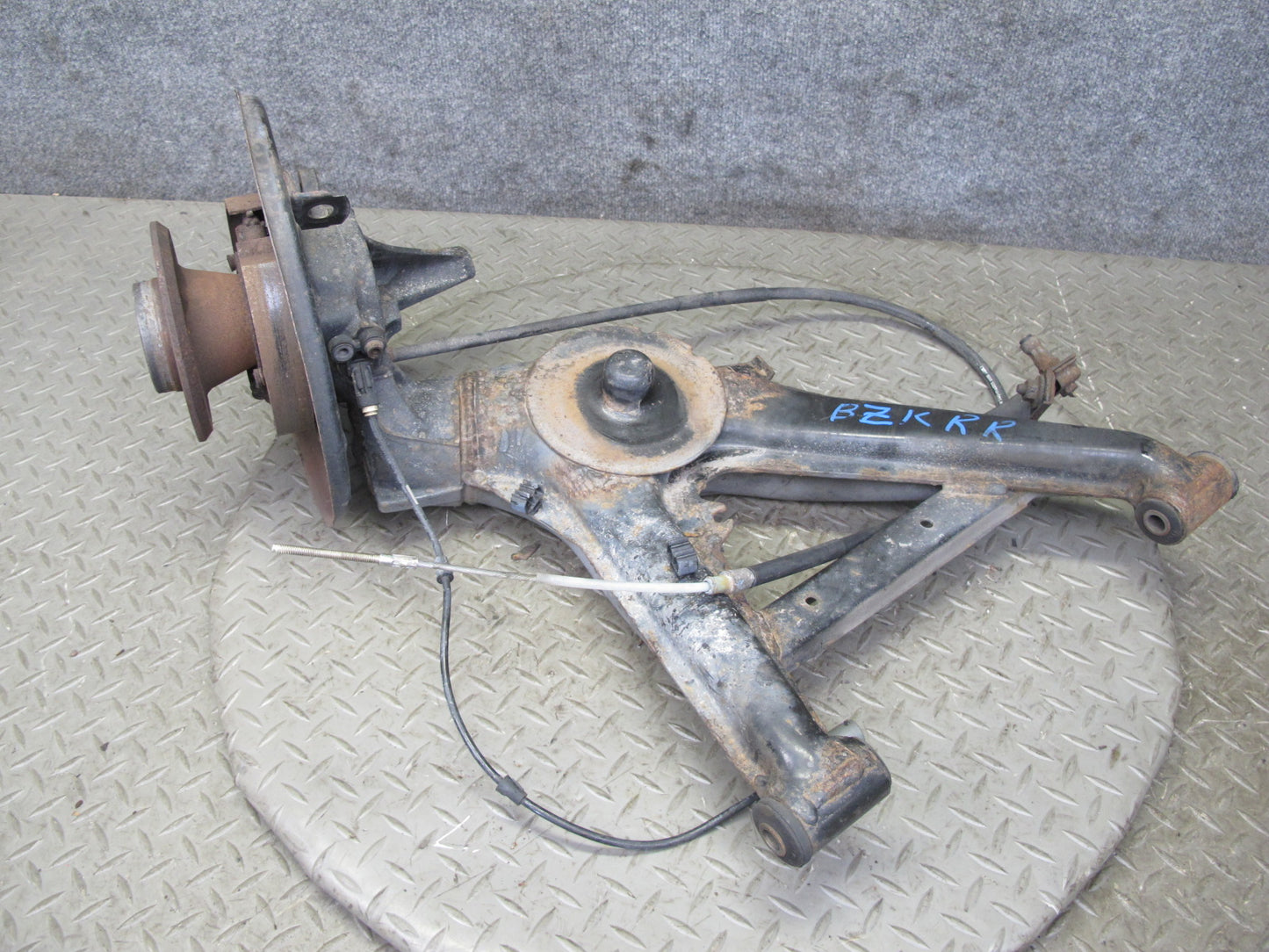 97-02 BMW E36/7 Z3 Rear Right Spindle Knuckle Wheel Hub Trailing Arm 94K OEM