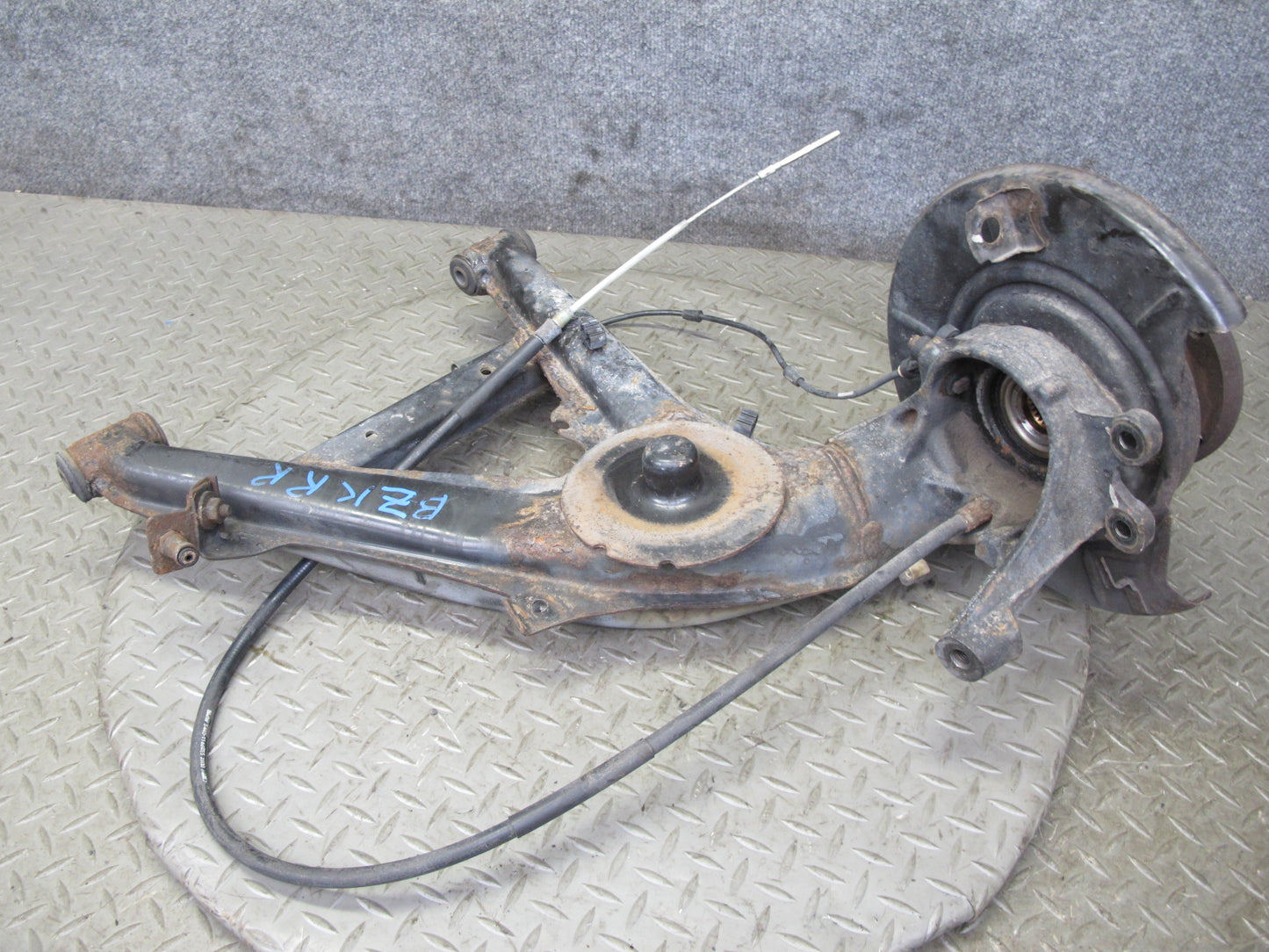 97-02 BMW E36/7 Z3 Rear Right Spindle Knuckle Wheel Hub Trailing Arm 94K OEM
