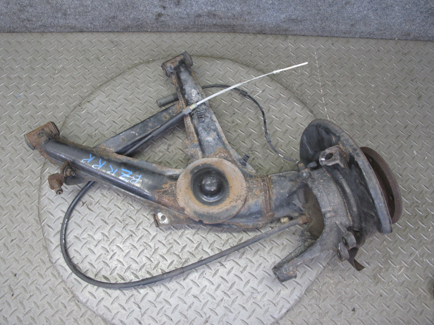 97-02 BMW E36/7 Z3 Rear Right Spindle Knuckle Wheel Hub Trailing Arm 94K OEM