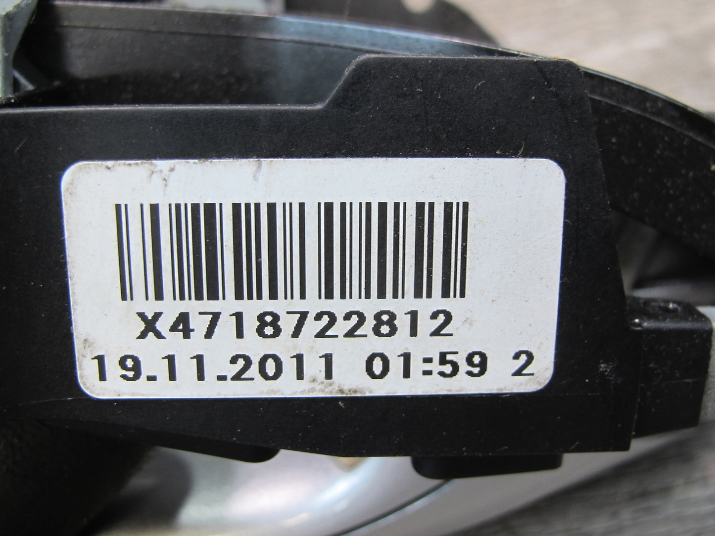 11-16 BMW F10 550i Rear Right Door Exterior Handle Silver w Comfort Access OEM