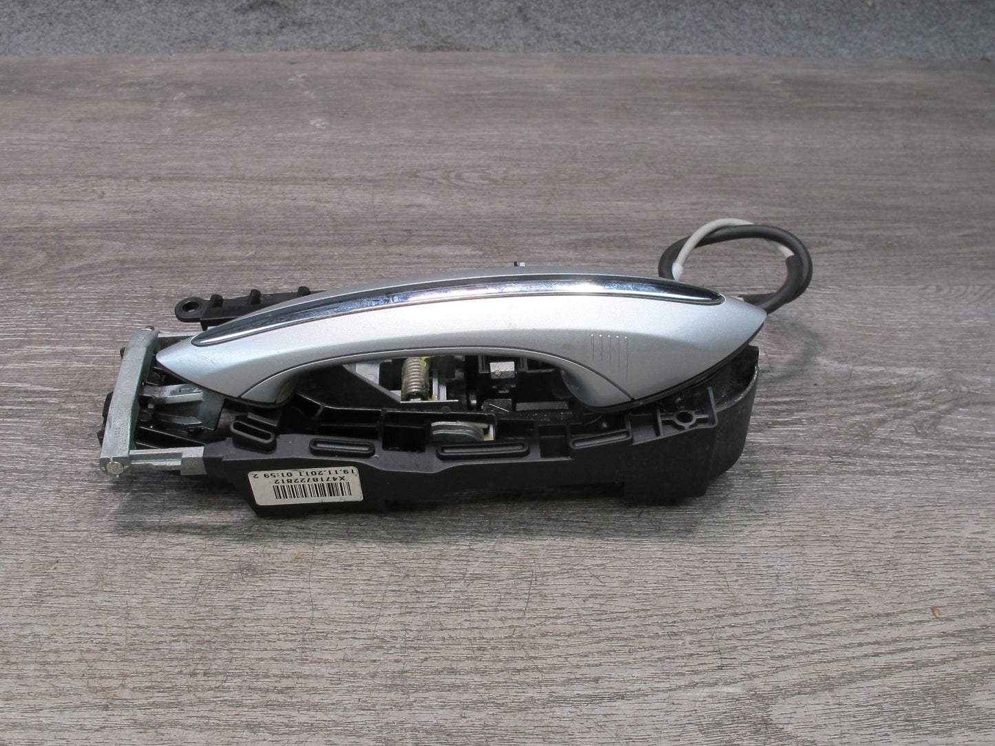 11-16 BMW F10 550i Rear Right Door Exterior Handle Silver w Comfort Access OEM