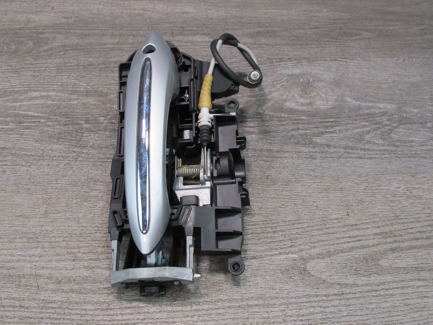 11-16 BMW F10 550i Front Left Door Exterior Handle Silver w Comfort Access OEM