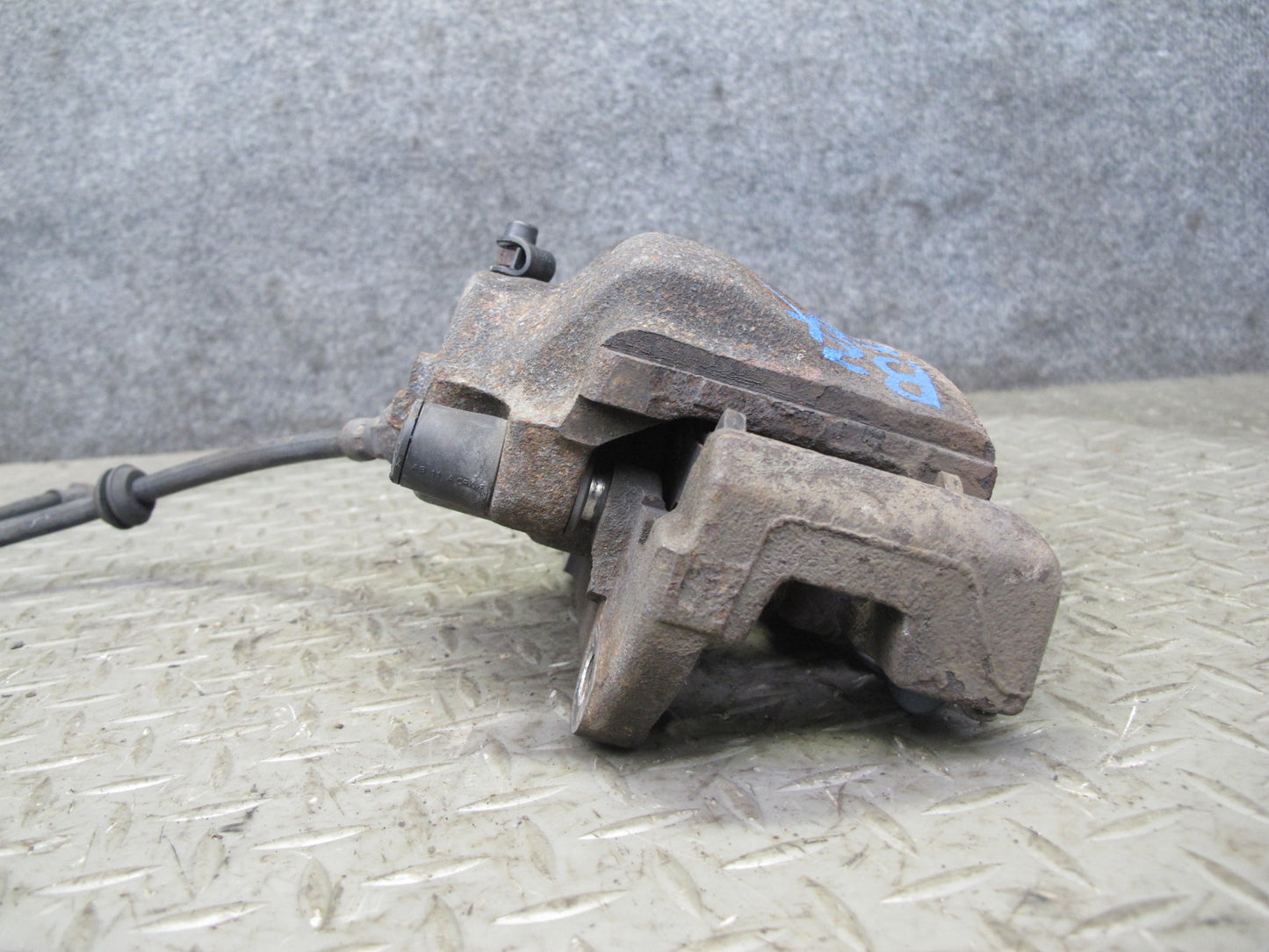 97-02 BMW E36/7 Z3 Set of 2 Front Right & Left Brake Caliper 94K Miles OEM