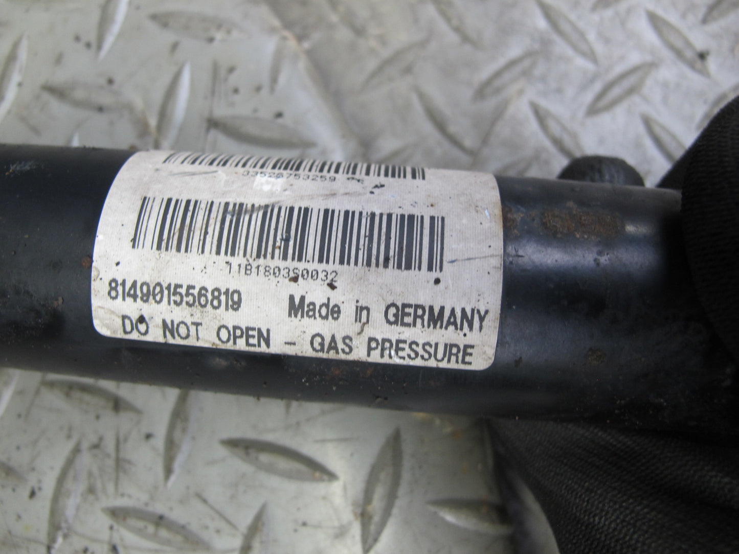 01-02 BMW E36/7 Z3 M54 Roadster Set of 2 Rear Strut Shock Absorber 94K OEM