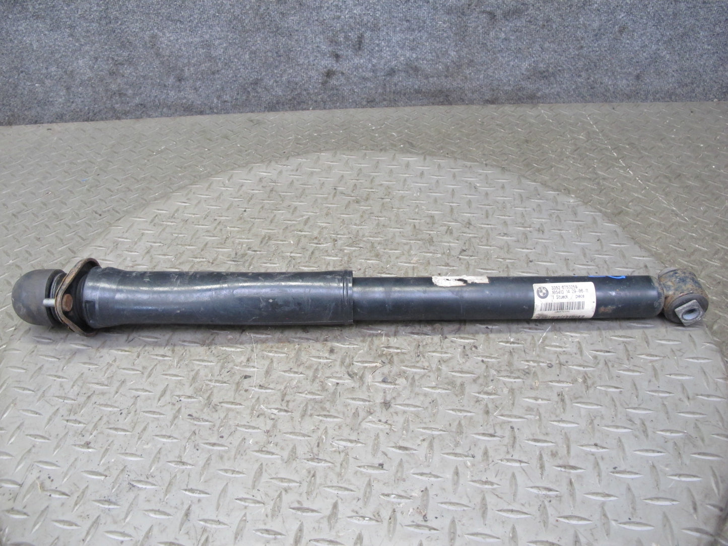 01-02 BMW E36/7 Z3 M54 Roadster Set of 2 Rear Strut Shock Absorber 94K OEM