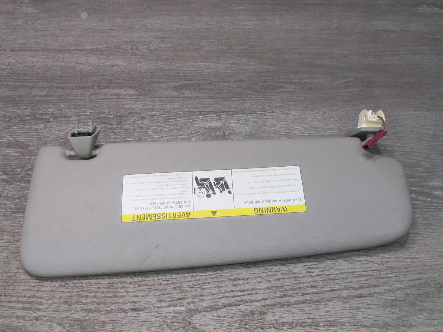 11-16 BMW F10 5-SERIES 550i Set of 2 Front Left & Right Sun Visor Beige OEM