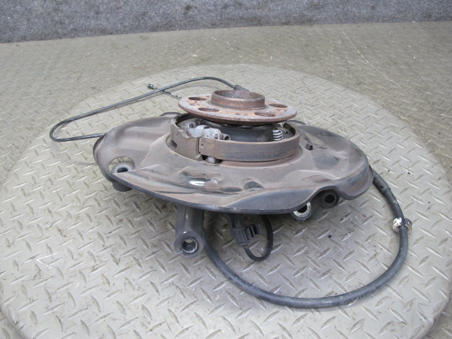 05-11 Mercedes R171 Slk-class Rear Right Spindle Knuckle Wheel Hub Bearing OEM