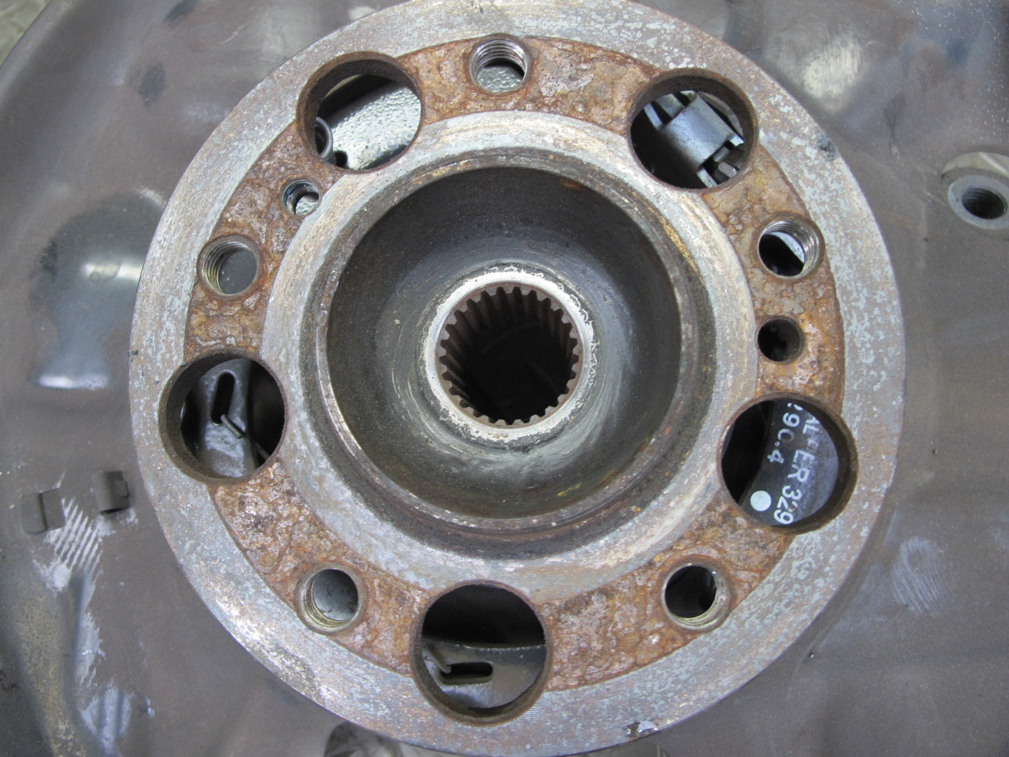 05-11 Mercedes R171 Slk-class Rear Right Spindle Knuckle Wheel Hub Bearing OEM