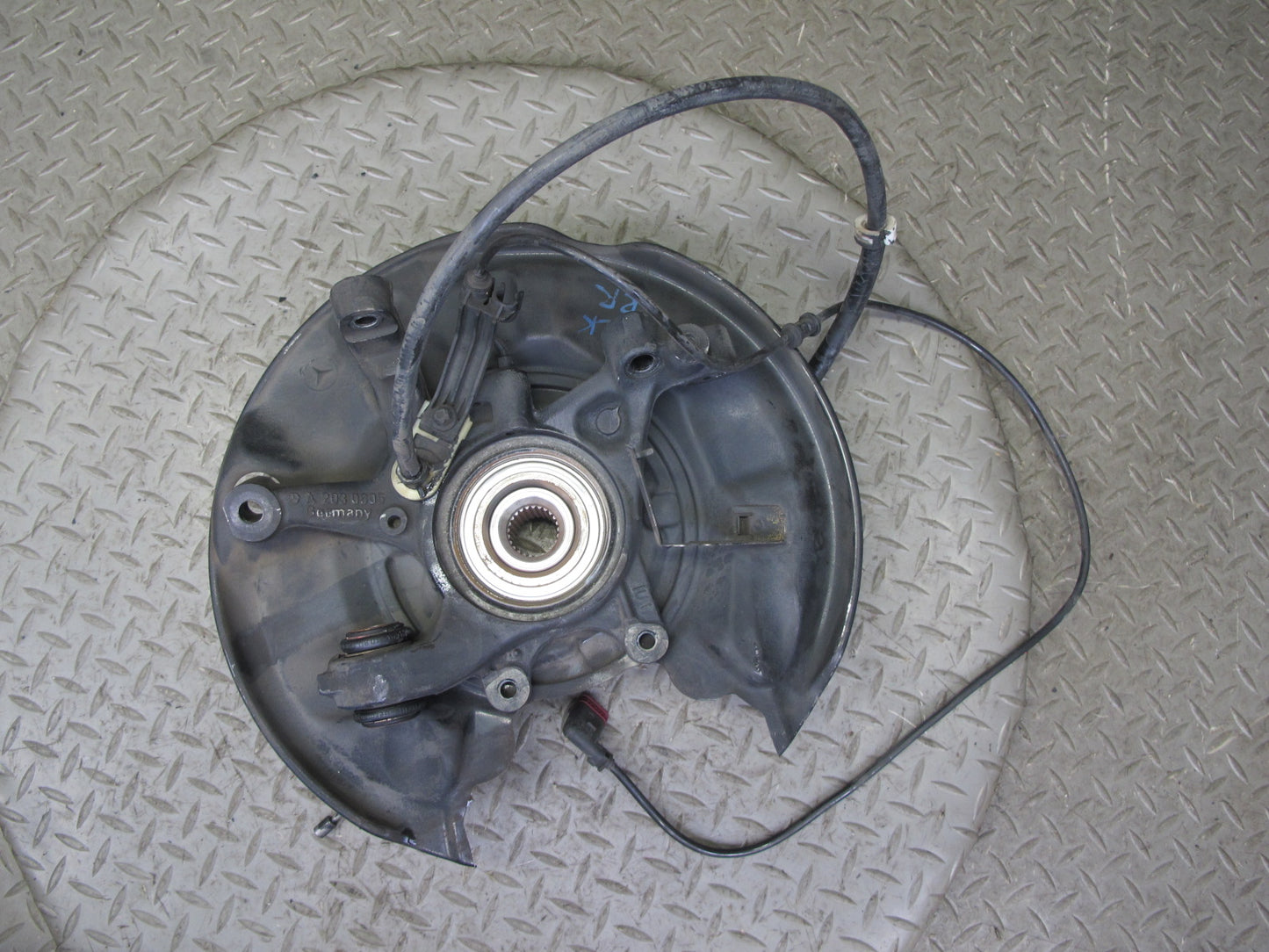 05-11 Mercedes R171 Slk-class Rear Right Spindle Knuckle Wheel Hub Bearing OEM