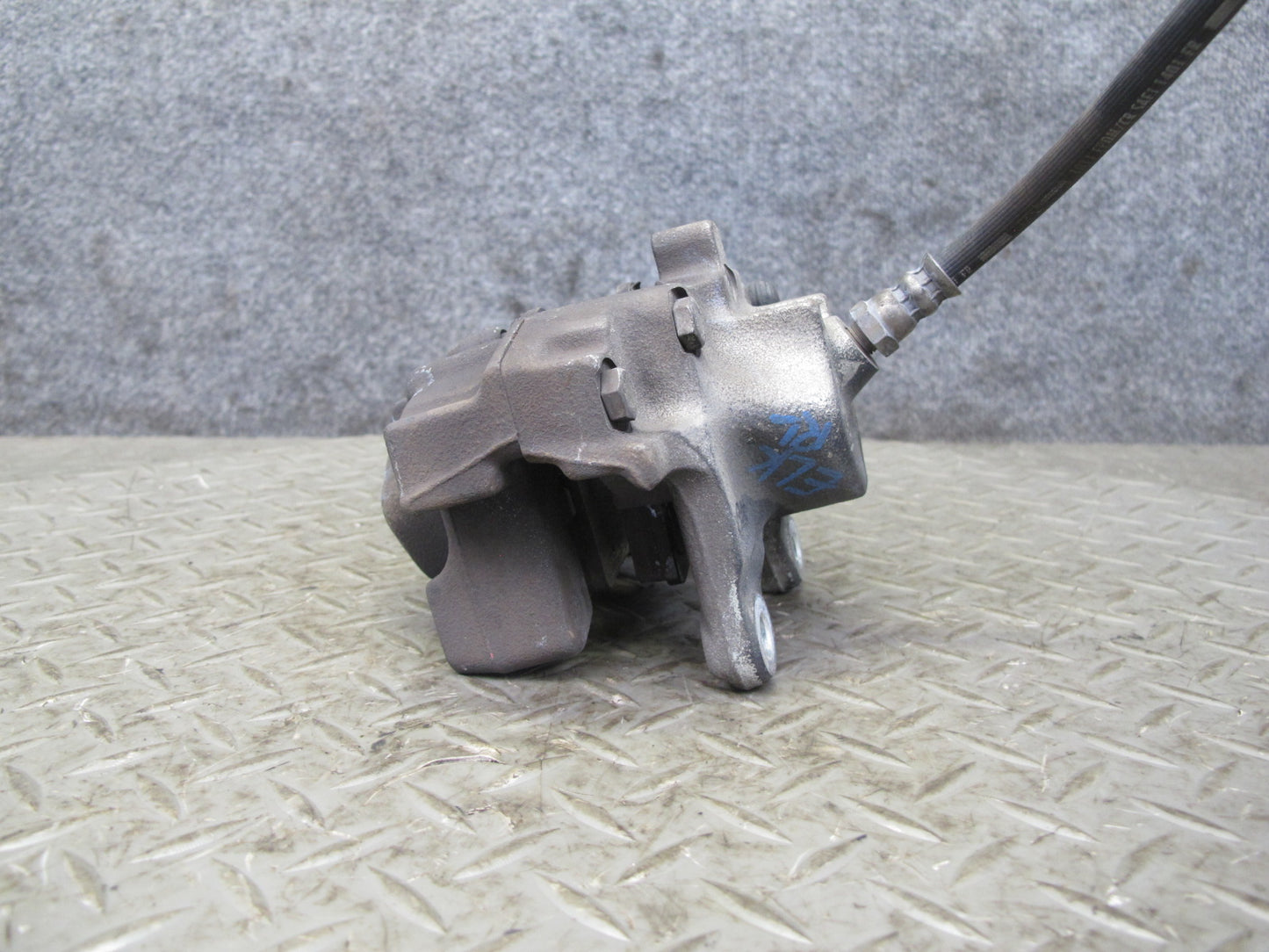 05-11 Mercedes R171 Slk-class Set of 2 Rear Left & Right Brake Caliper OEM