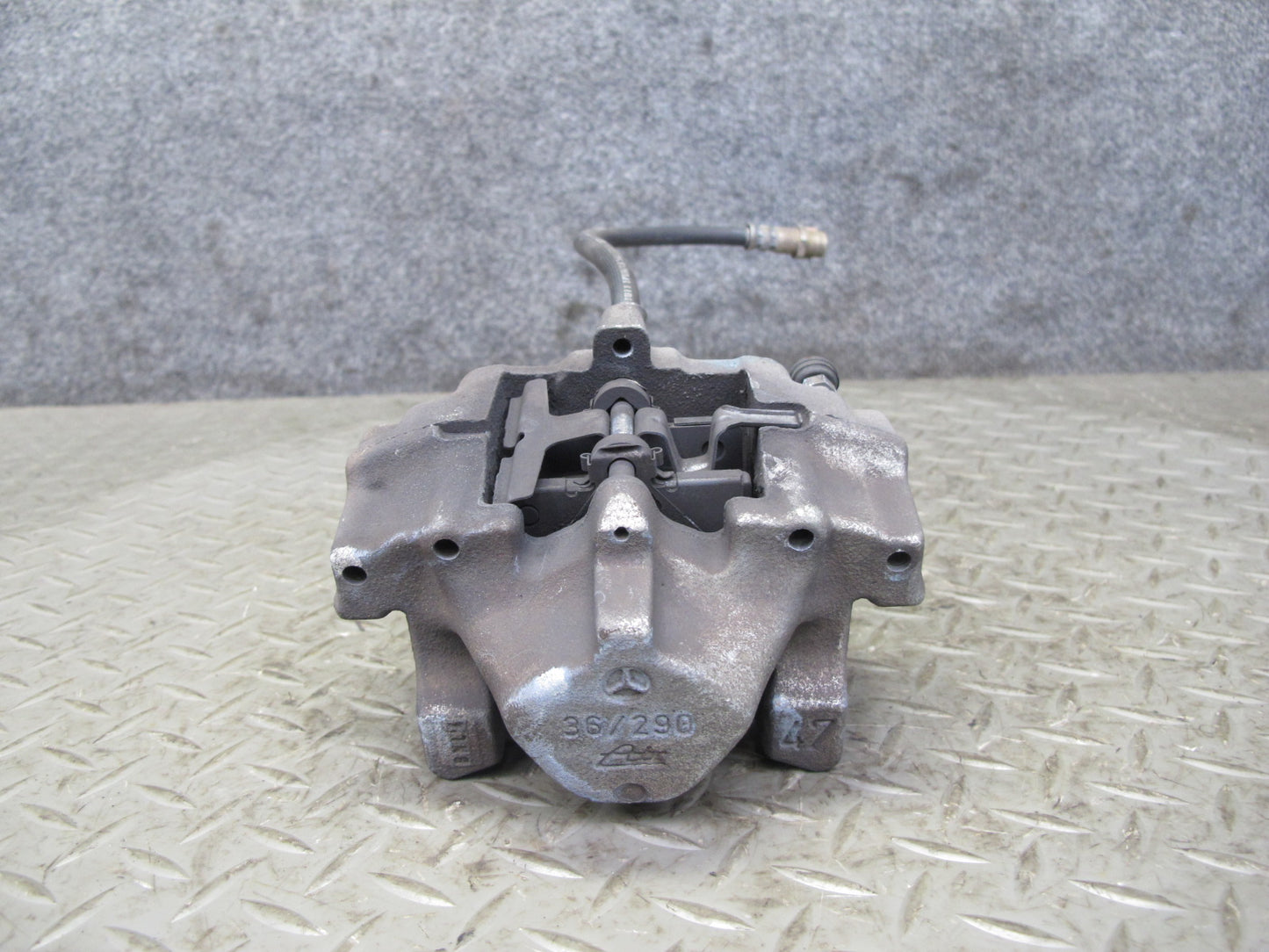 05-11 Mercedes R171 Slk-class Set of 2 Rear Left & Right Brake Caliper OEM