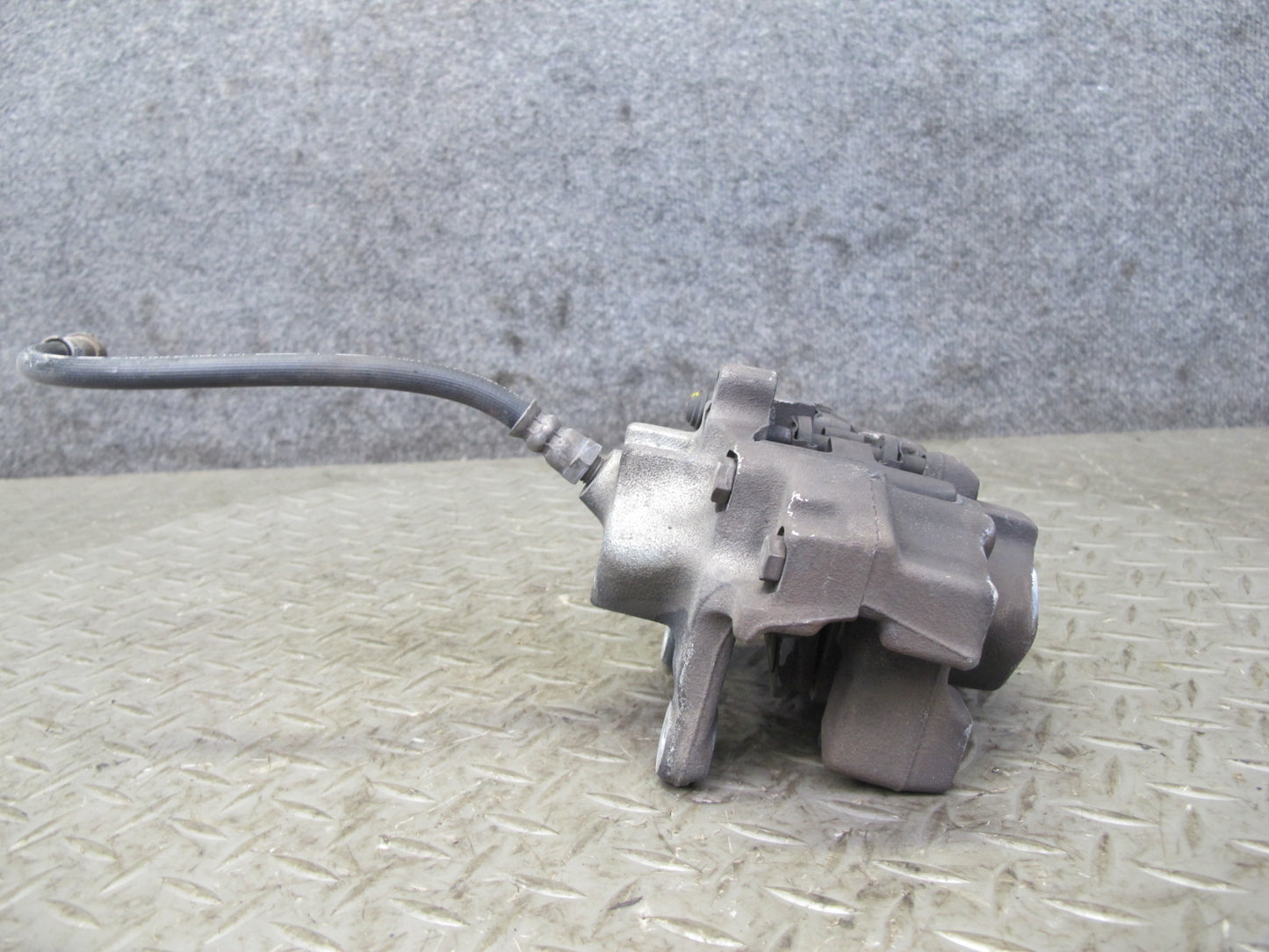 05-11 Mercedes R171 Slk-class Set of 2 Rear Left & Right Brake Caliper OEM