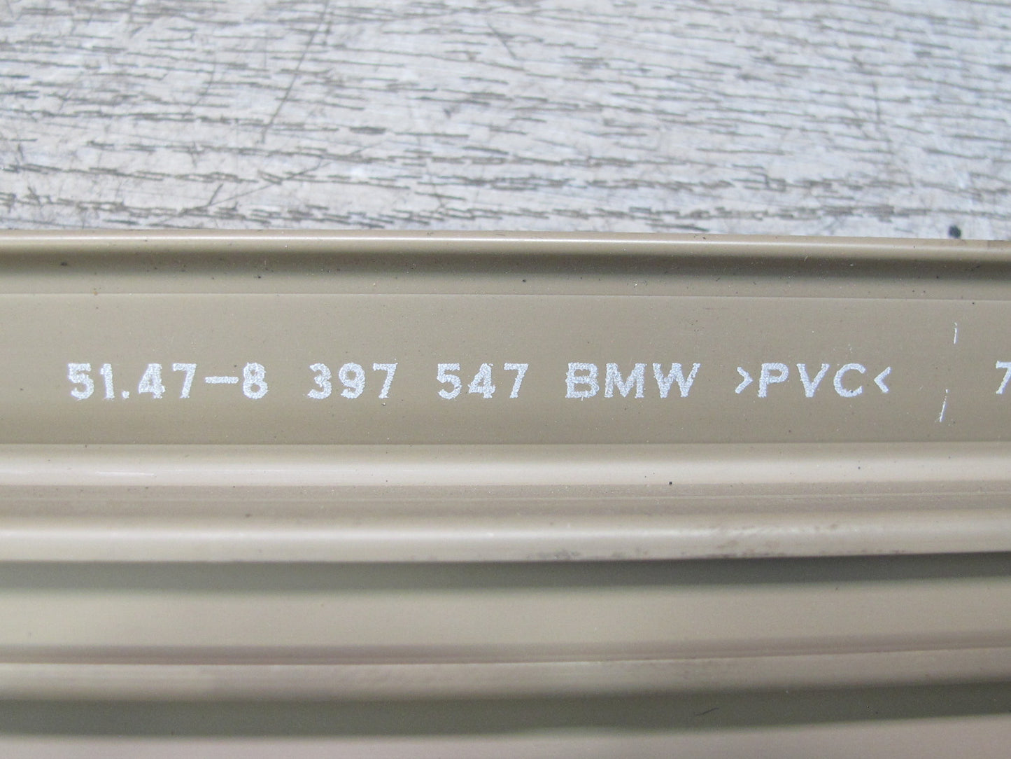 96-02 BMW E36/7 Z3 Roadster Right Door Sill Trim Carpet Holder Beige 8397547 OEM