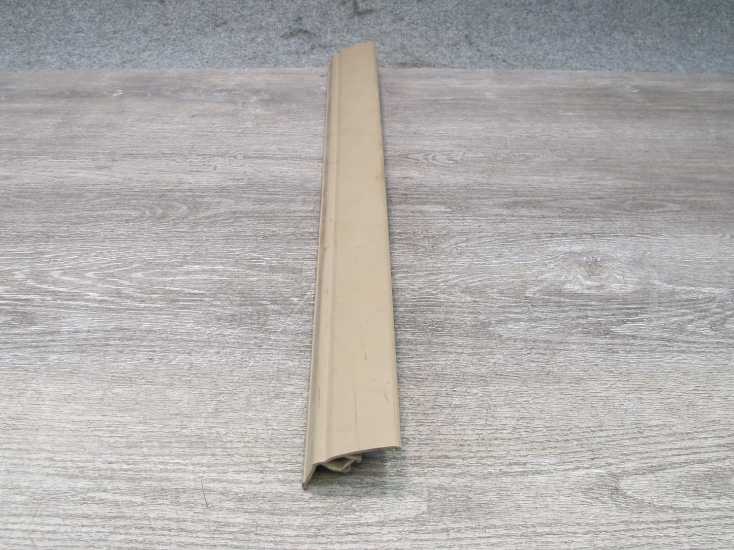 96-02 BMW E36/7 Z3 Roadster Right Door Sill Trim Carpet Holder Beige 8397547 OEM