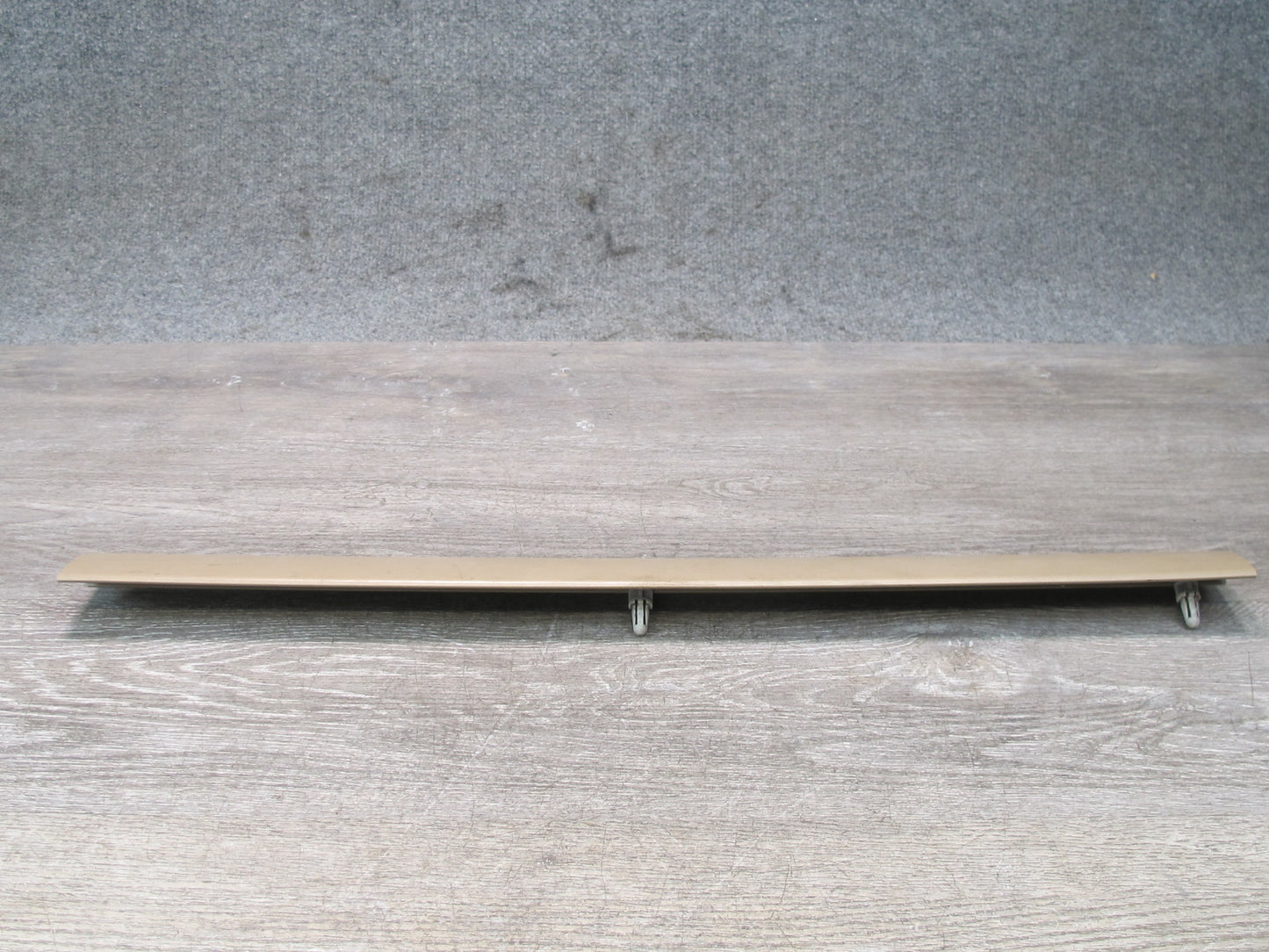 96-02 BMW E36/7 Z3 Roadster Right Door Sill Trim Carpet Holder Beige 8397547 OEM