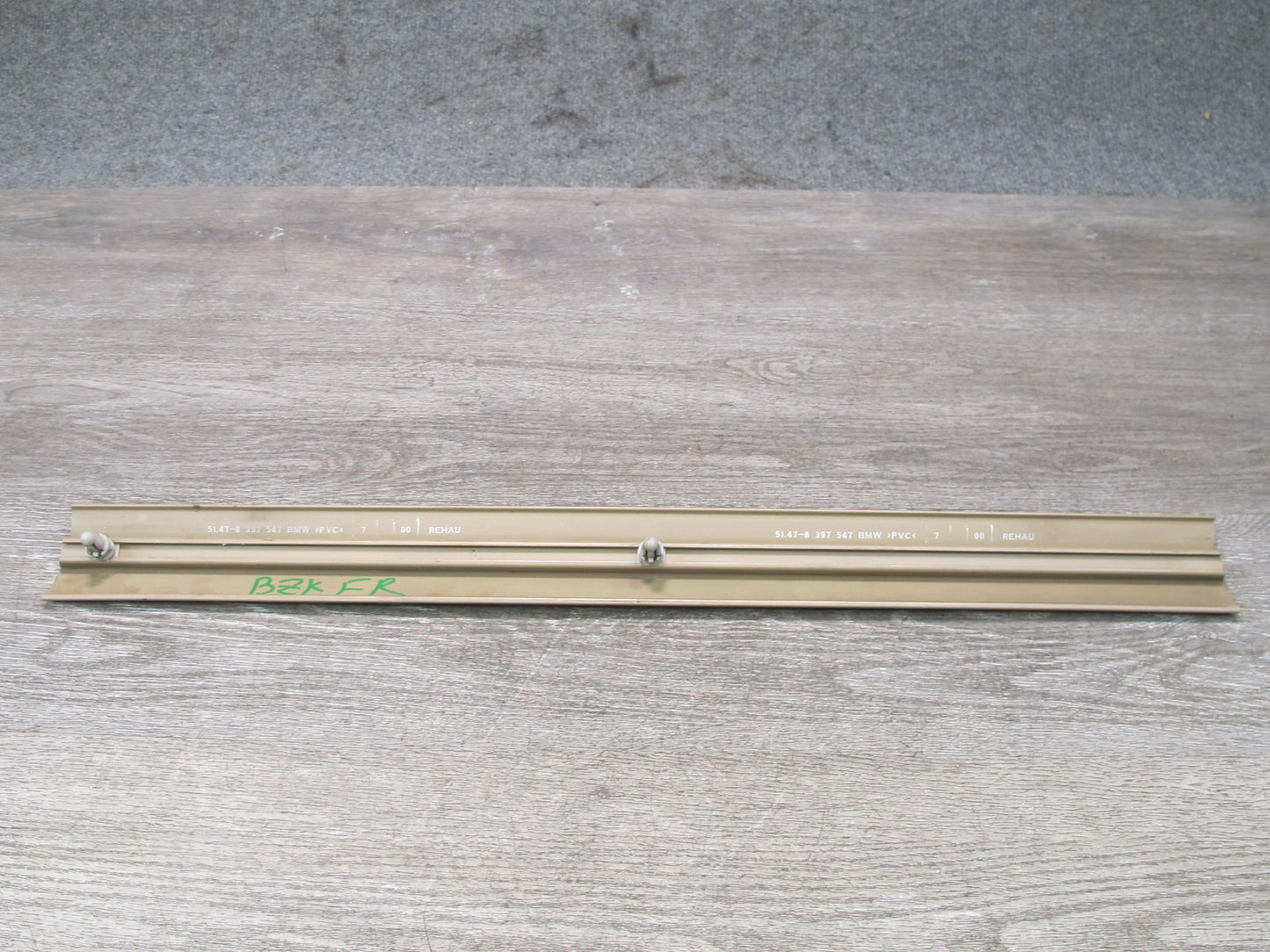 96-02 BMW E36/7 Z3 Roadster Right Door Sill Trim Carpet Holder Beige 8397547 OEM