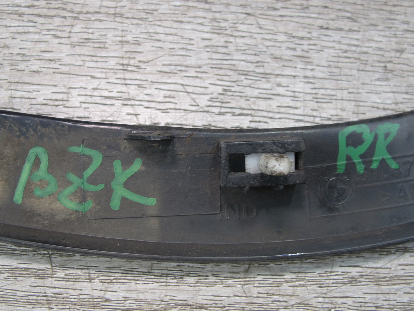 96-02 BMW E36/7 Z3 Center Left & Right Lower B Pillar Trim Cover Panel Set OEM