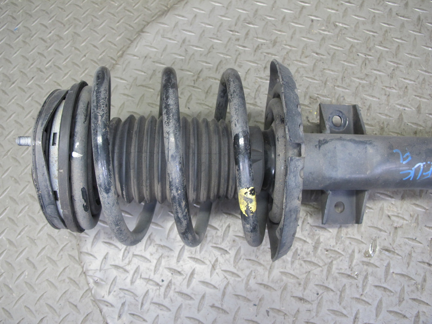 05-11 Mercedes R171 SLK Set of 2 Front Left & Right Strut Shock Absorber OEM