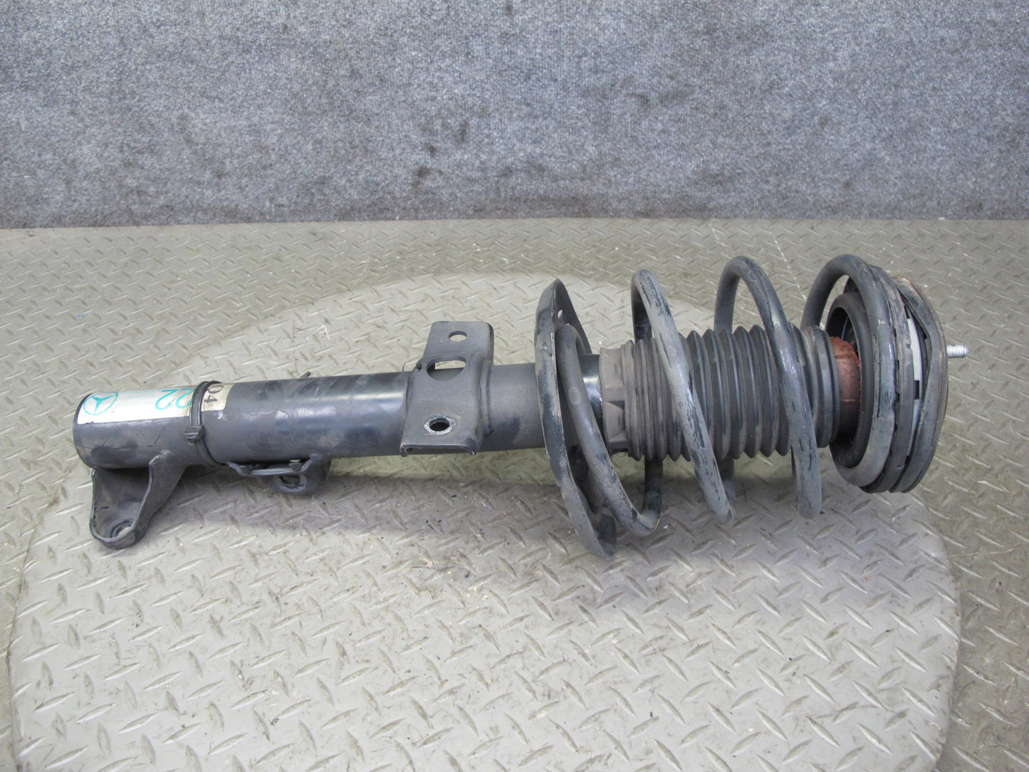 05-11 Mercedes R171 SLK Set of 2 Front Left & Right Strut Shock Absorber OEM
