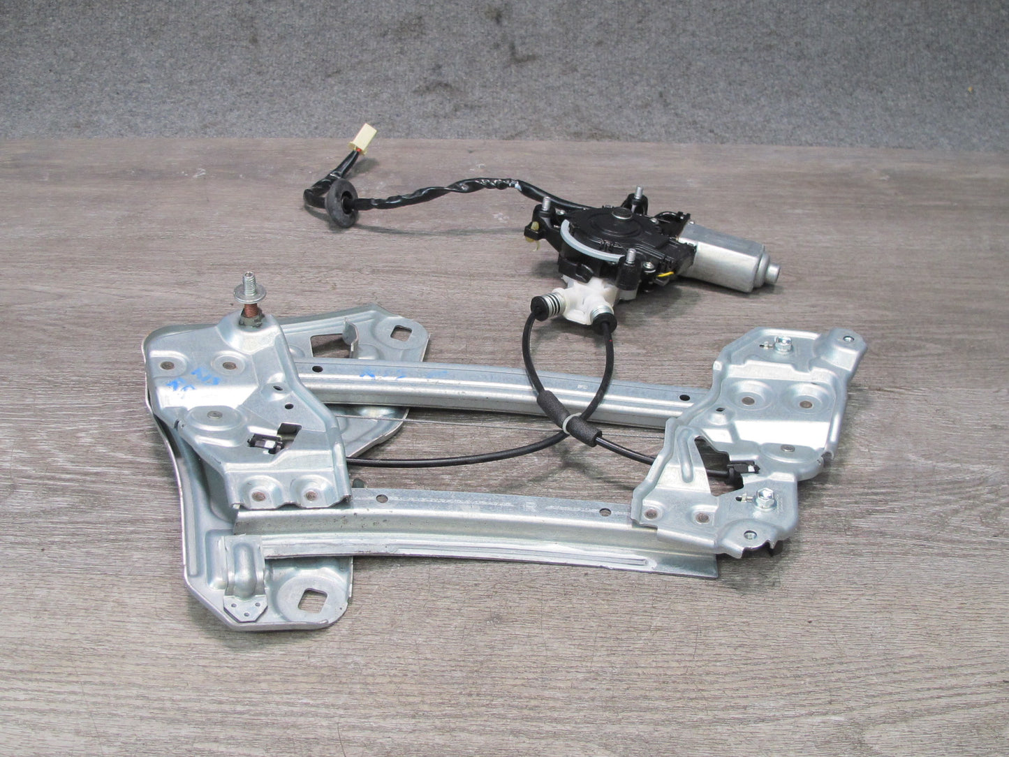 10-15 Lexus IS350 IS250 Convertible Rear Right Window Regulator w Motor OEM